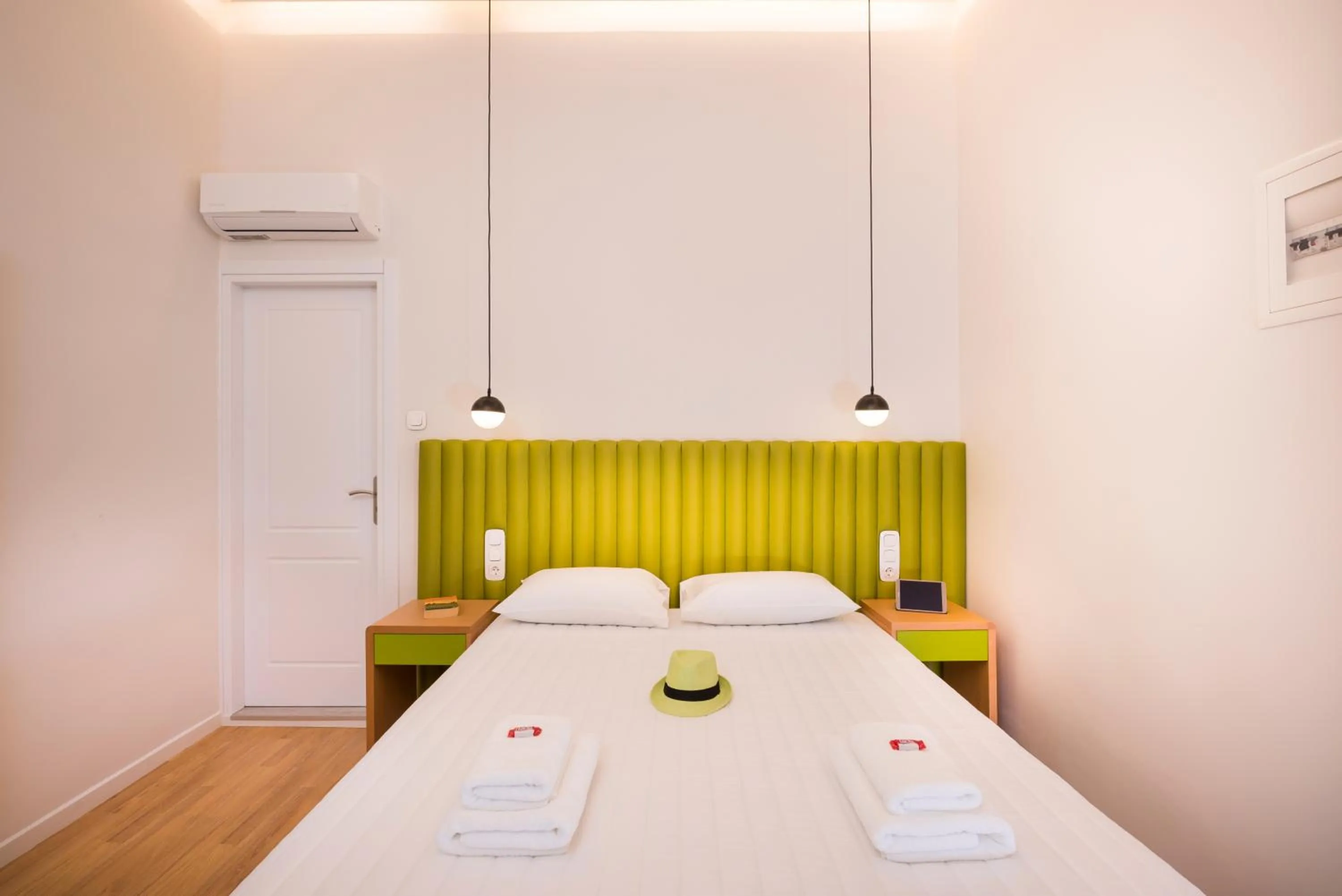 Decorative detail, Bed in TheJoy City Suites