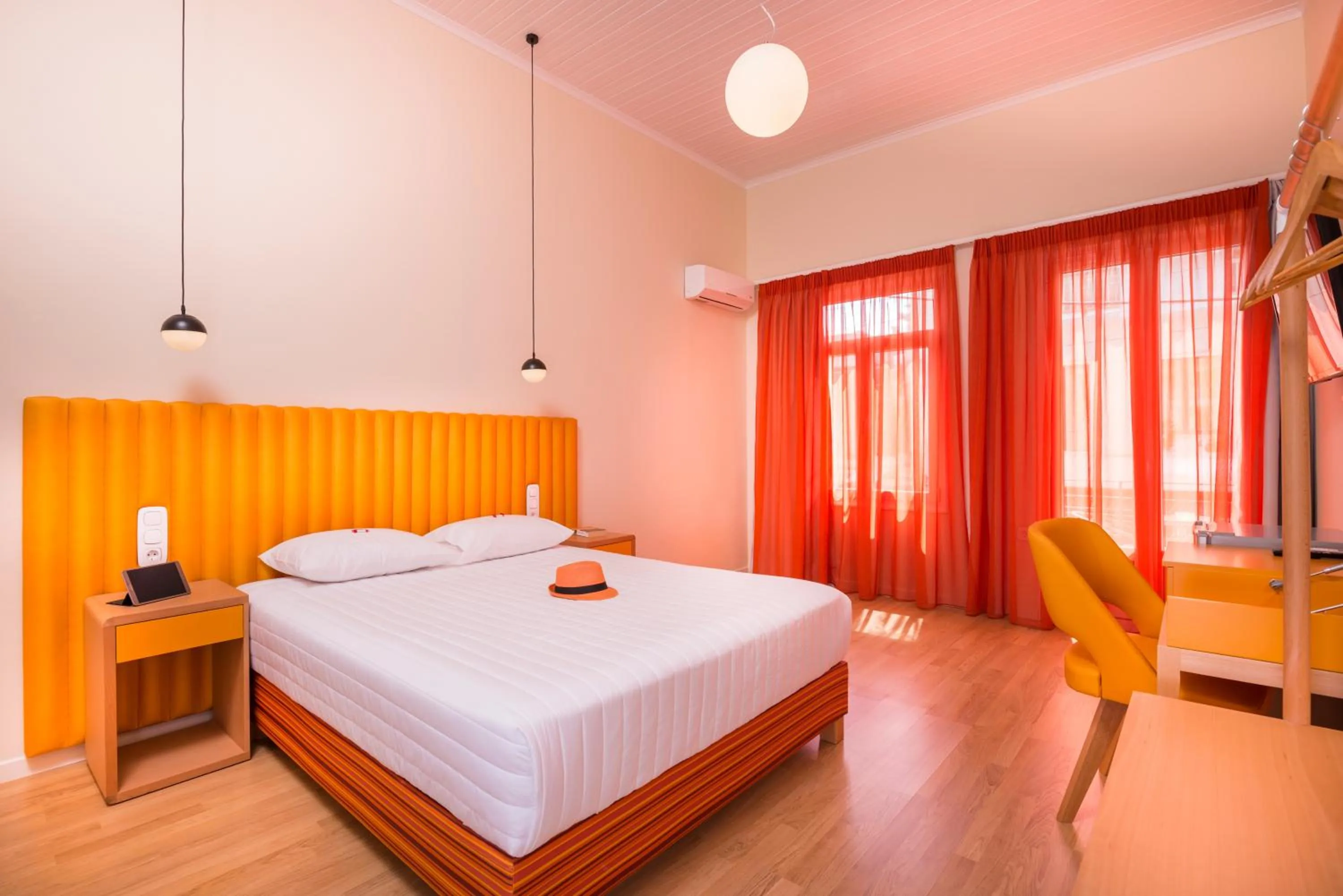 Bed in TheJoy City Suites