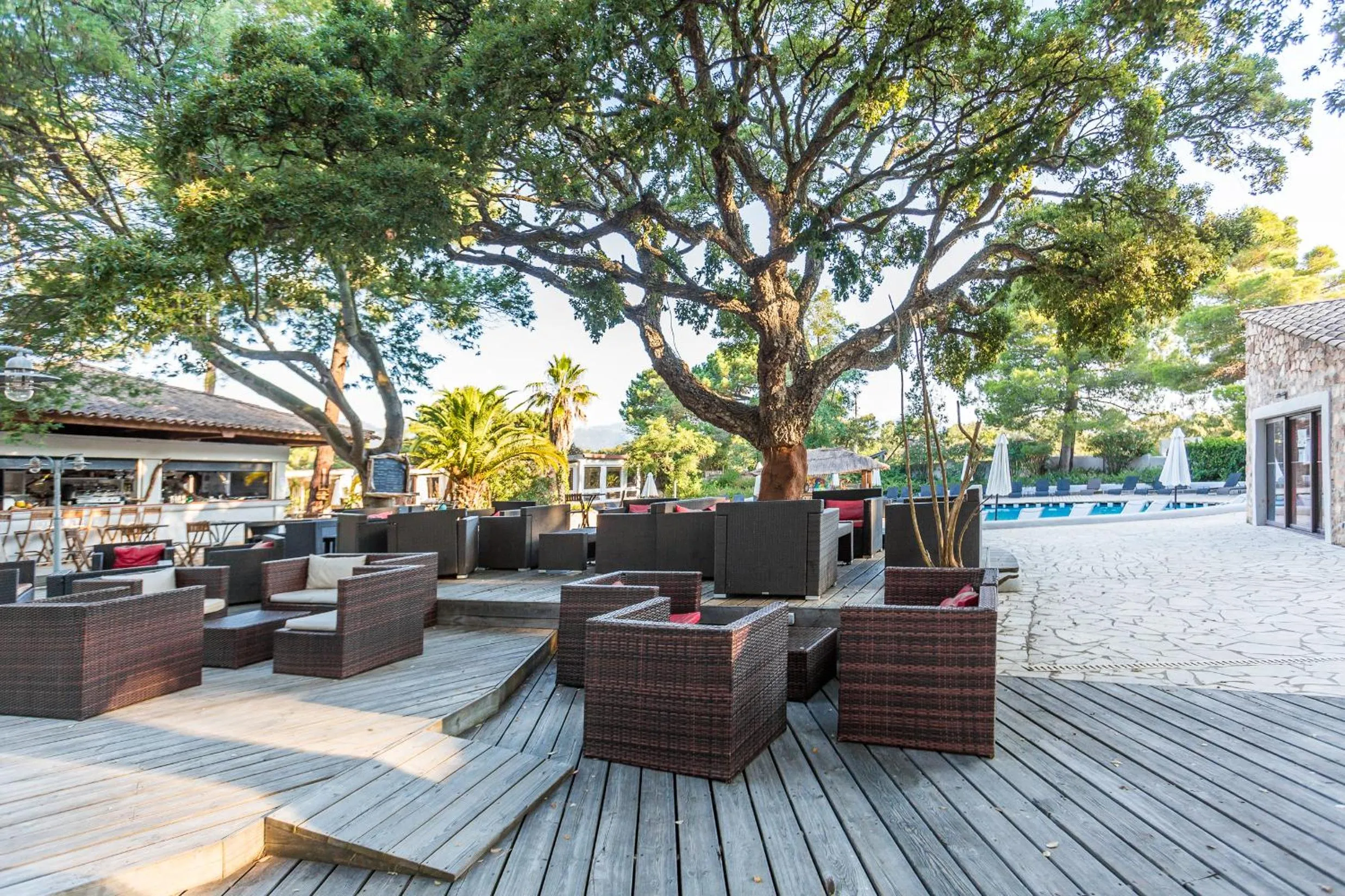 Restaurant/places to eat in Kilina