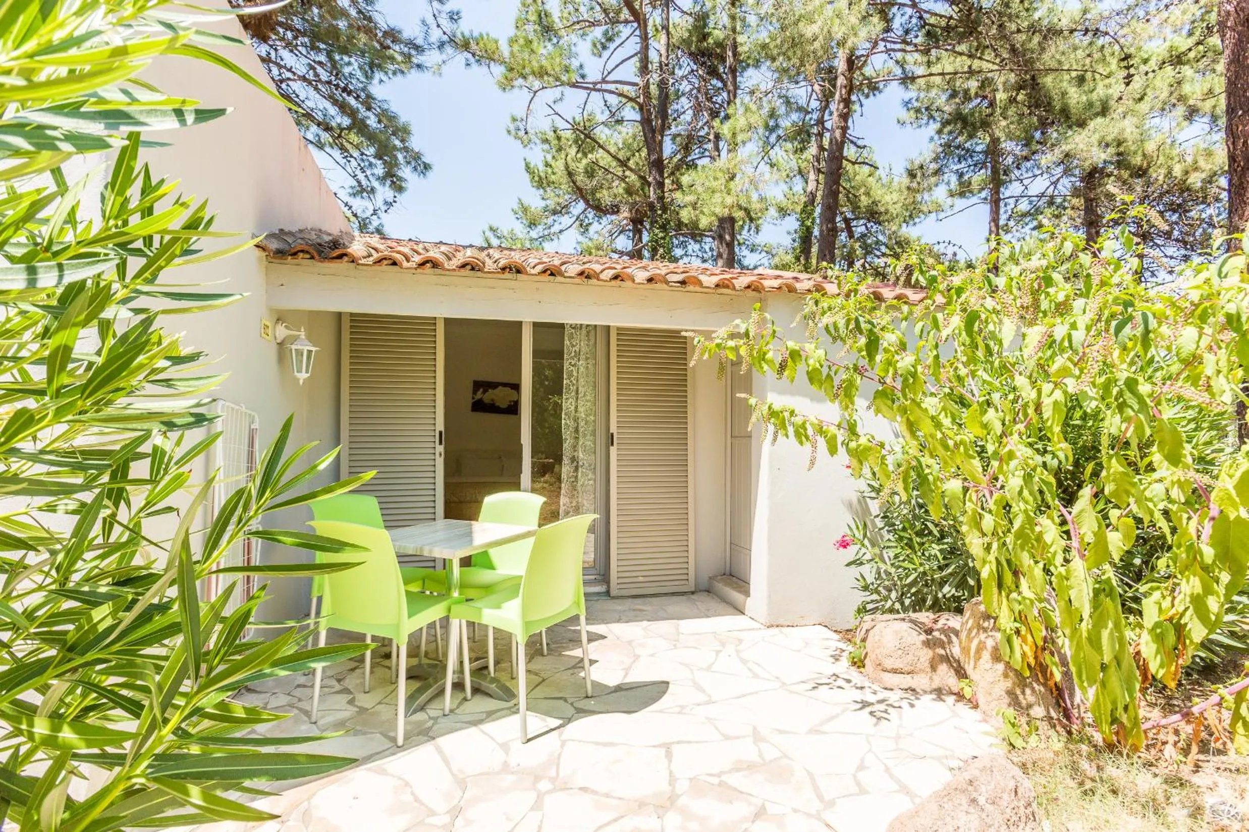 Property building in Kilina