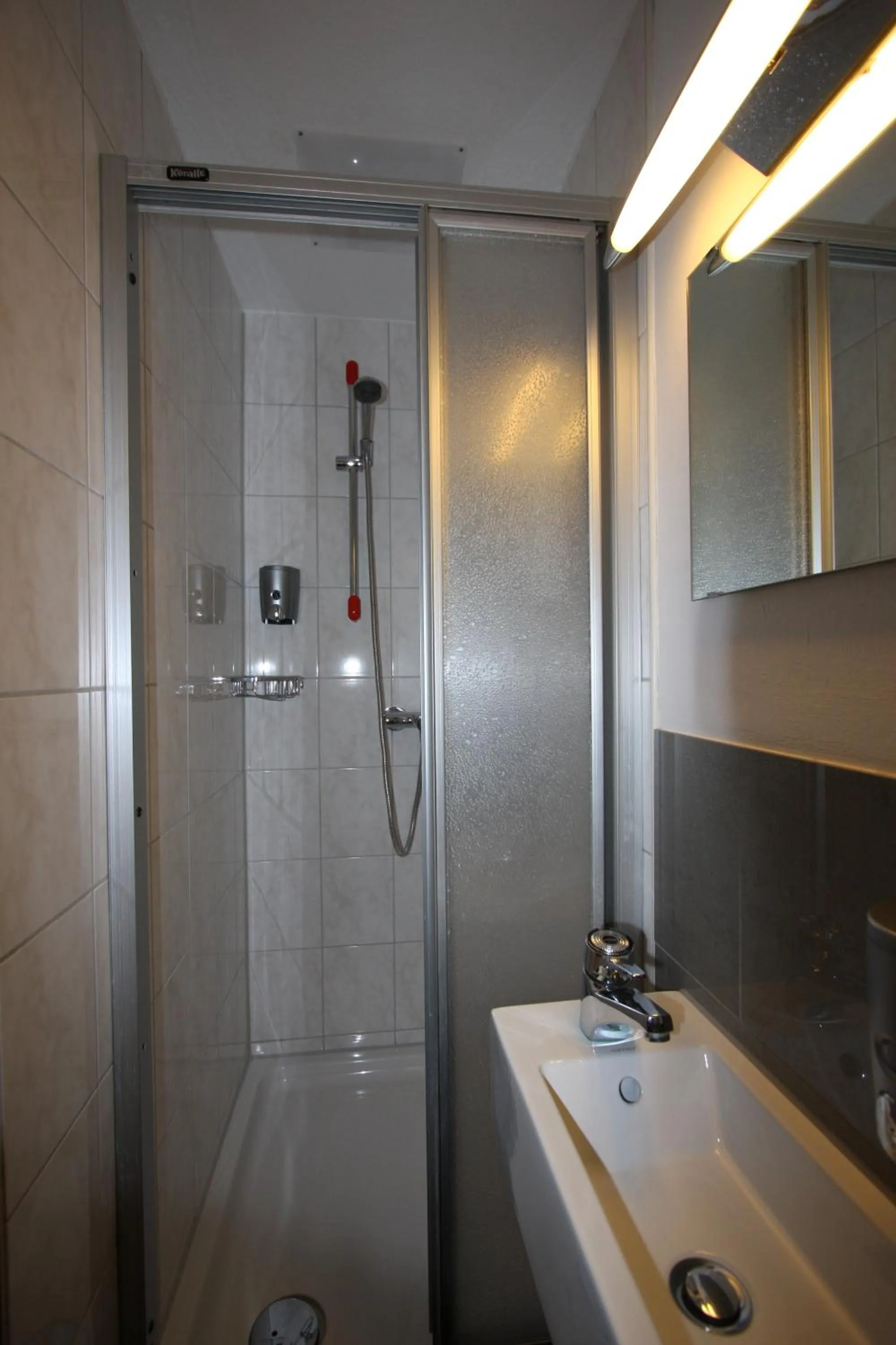 Bathroom in Stadthotel Kleiner Berg