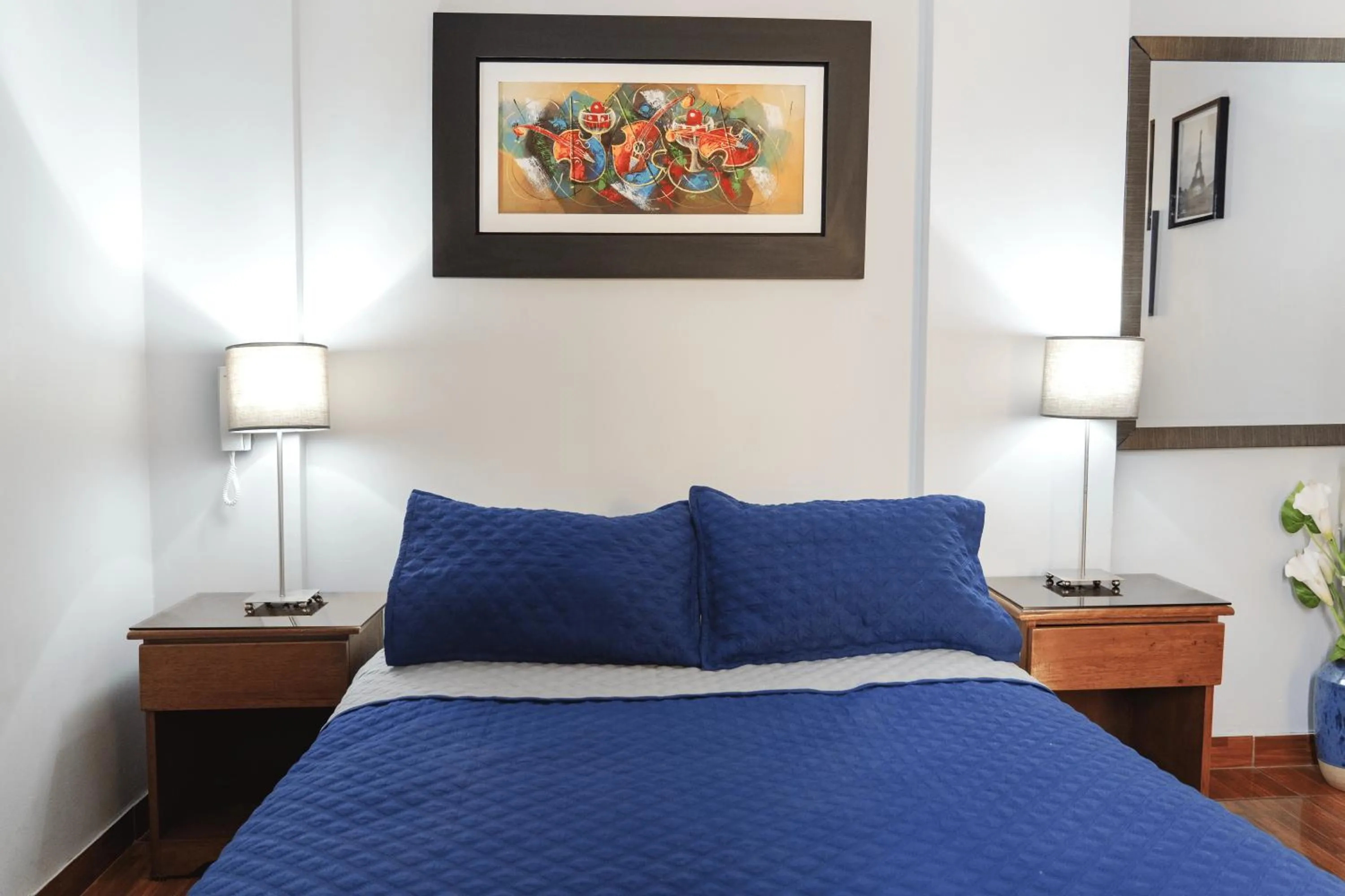 Montreal Hostal