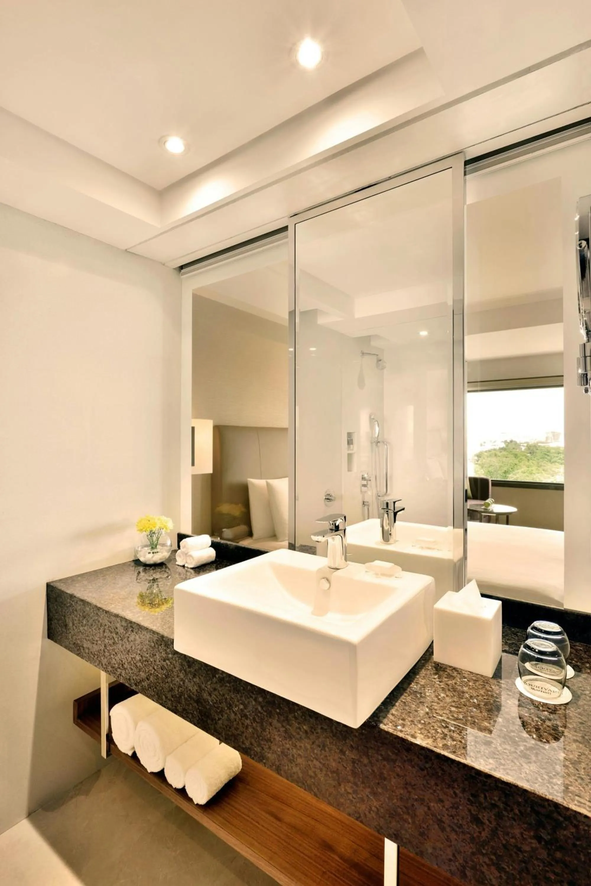Bathroom in Courtyard by Marriott Chennai