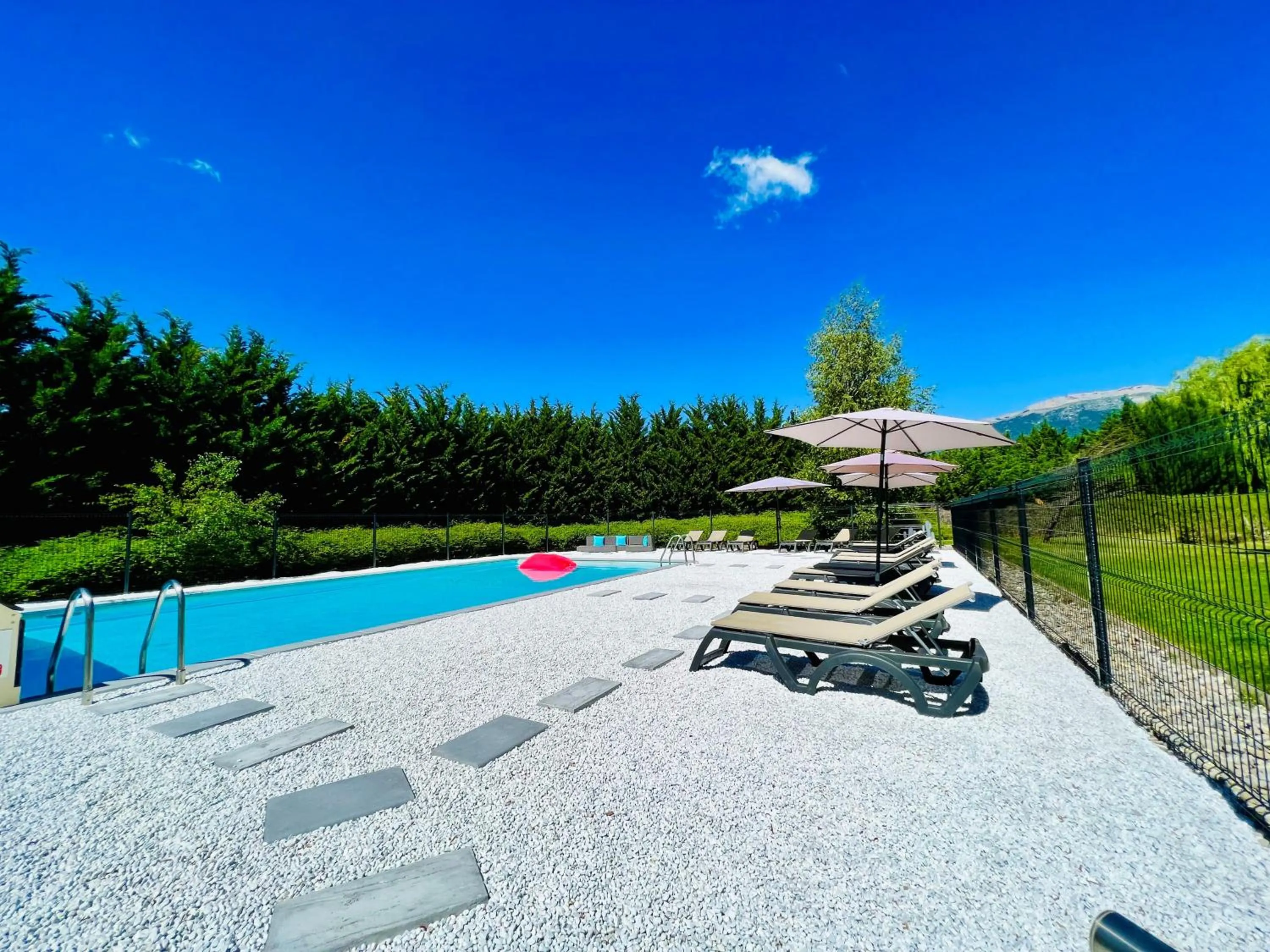 Swimming pool in The Originals Boutique, Hôtel Le Cap, Gap Sud