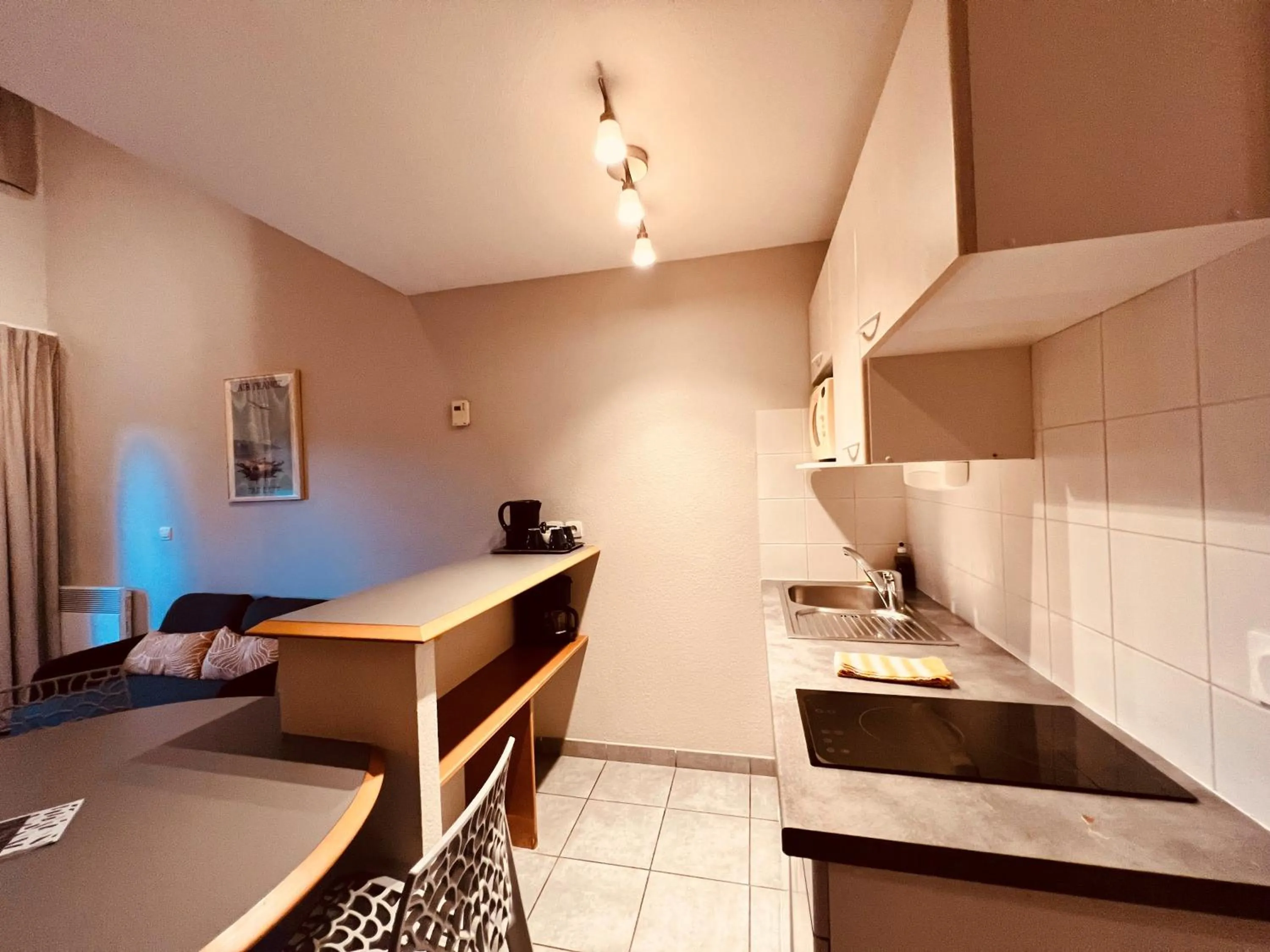 kitchen in The Originals Boutique, Hôtel Le Cap, Gap Sud