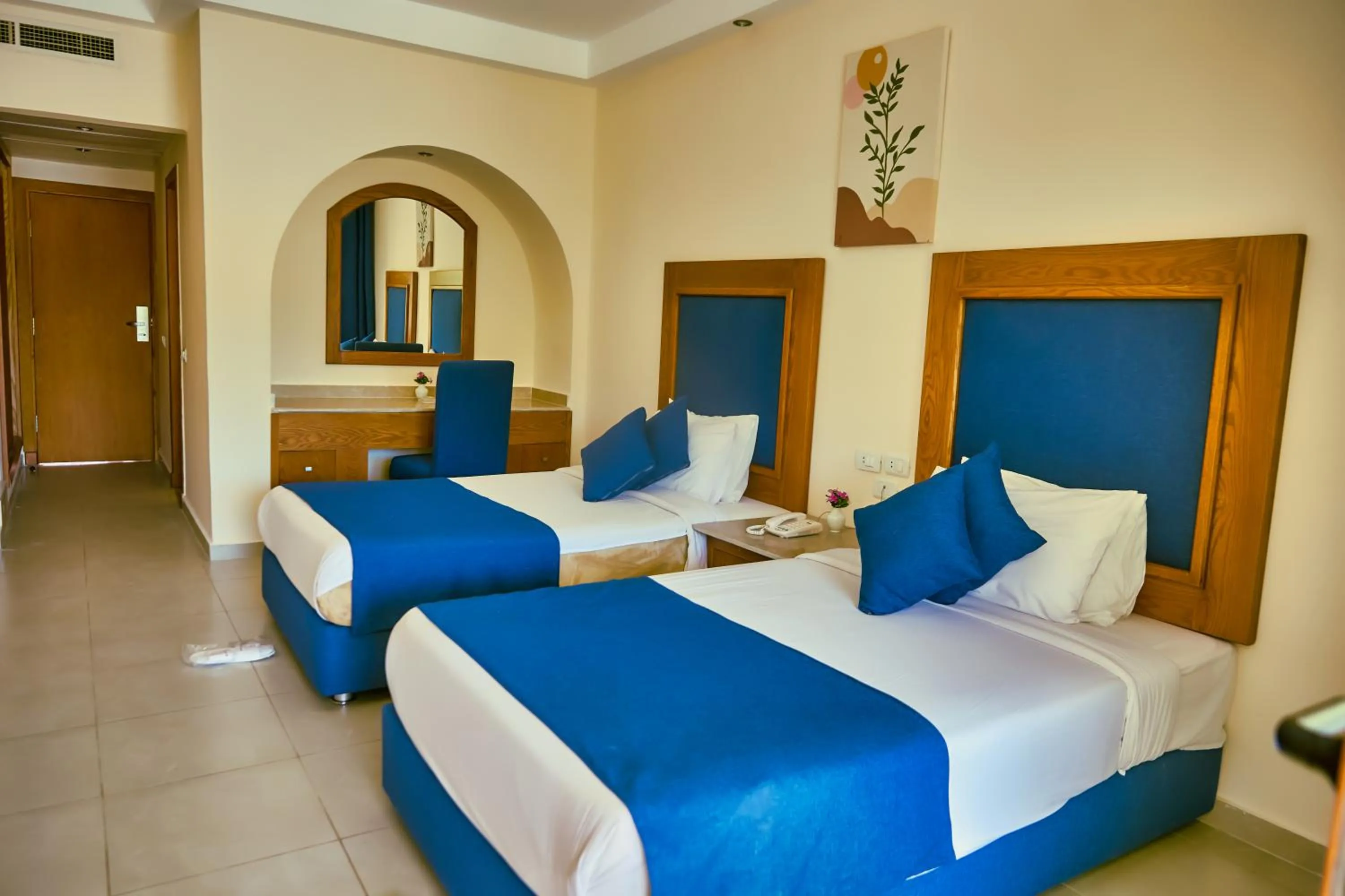 Bedroom, Bed in Tropitel Dahab Oasis