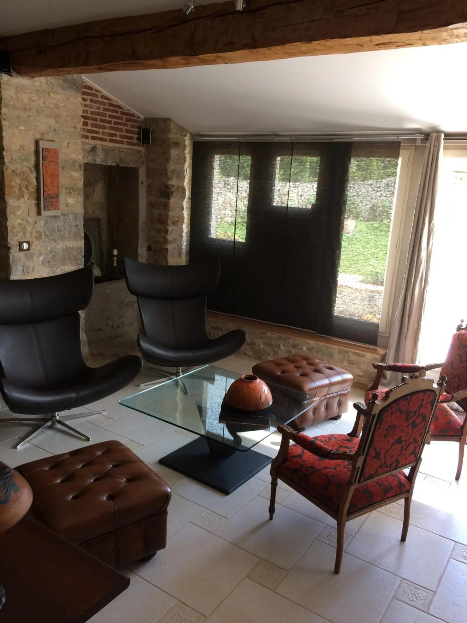 Communal lounge/ TV room in Le Couvent