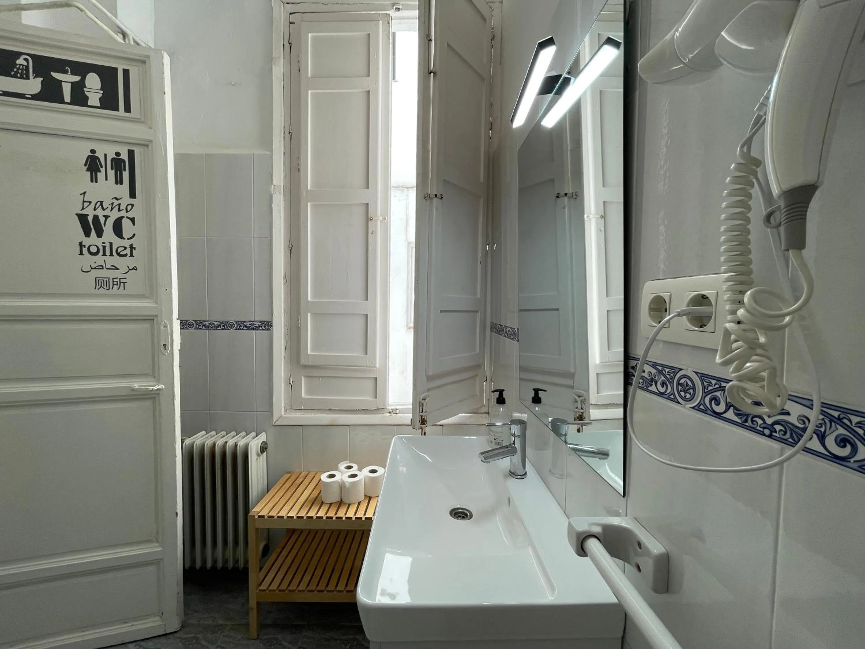 Pensión Duquesa Bed & Breakfast