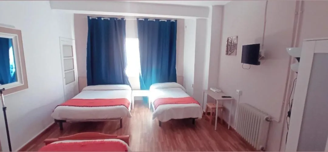 Bed in Pensión Duquesa Bed & Breakfast