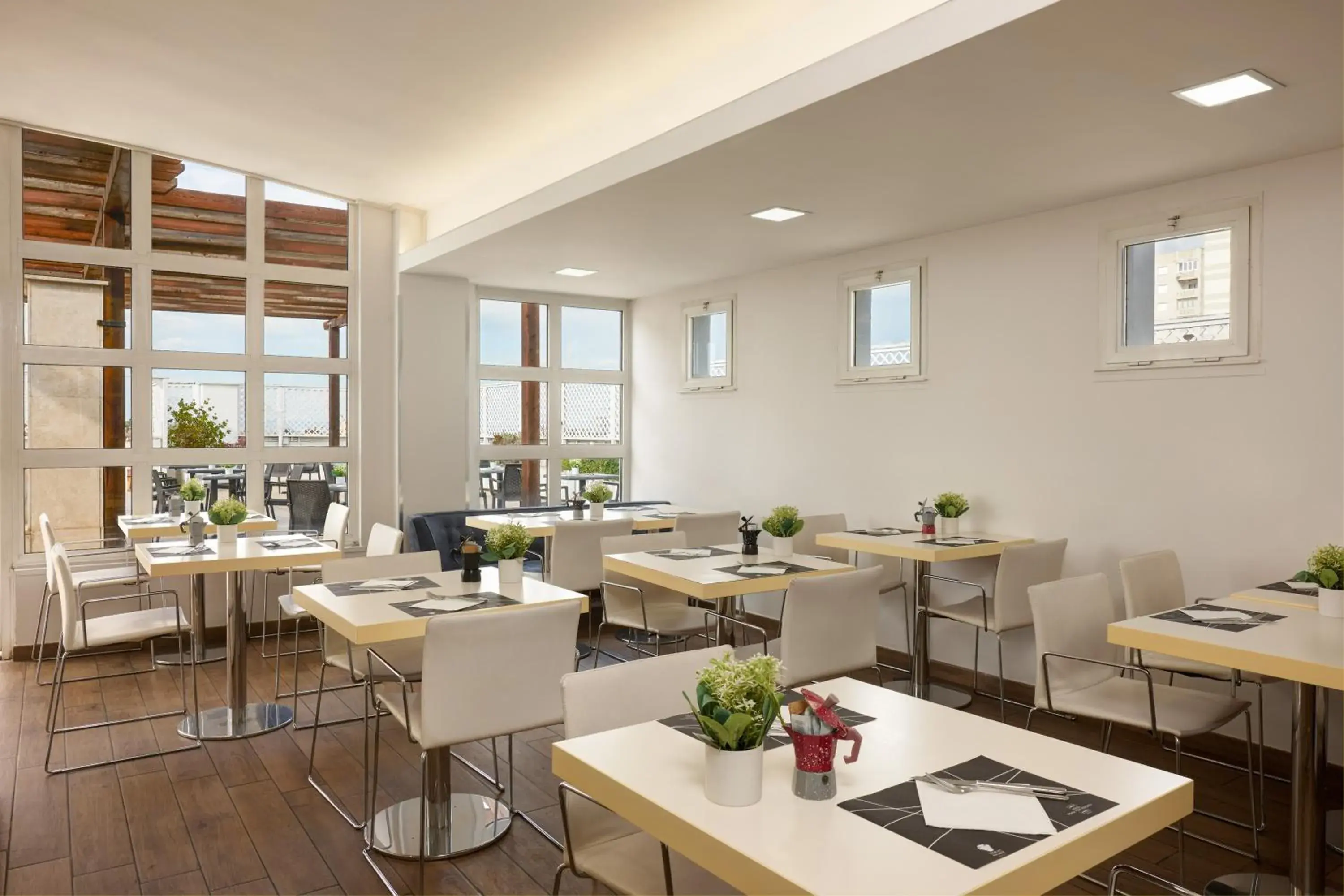 Restaurant/places to eat in Hotel Roma Tor Vergata Restaurant/places to eat in Hotel Roma Tor Vergata