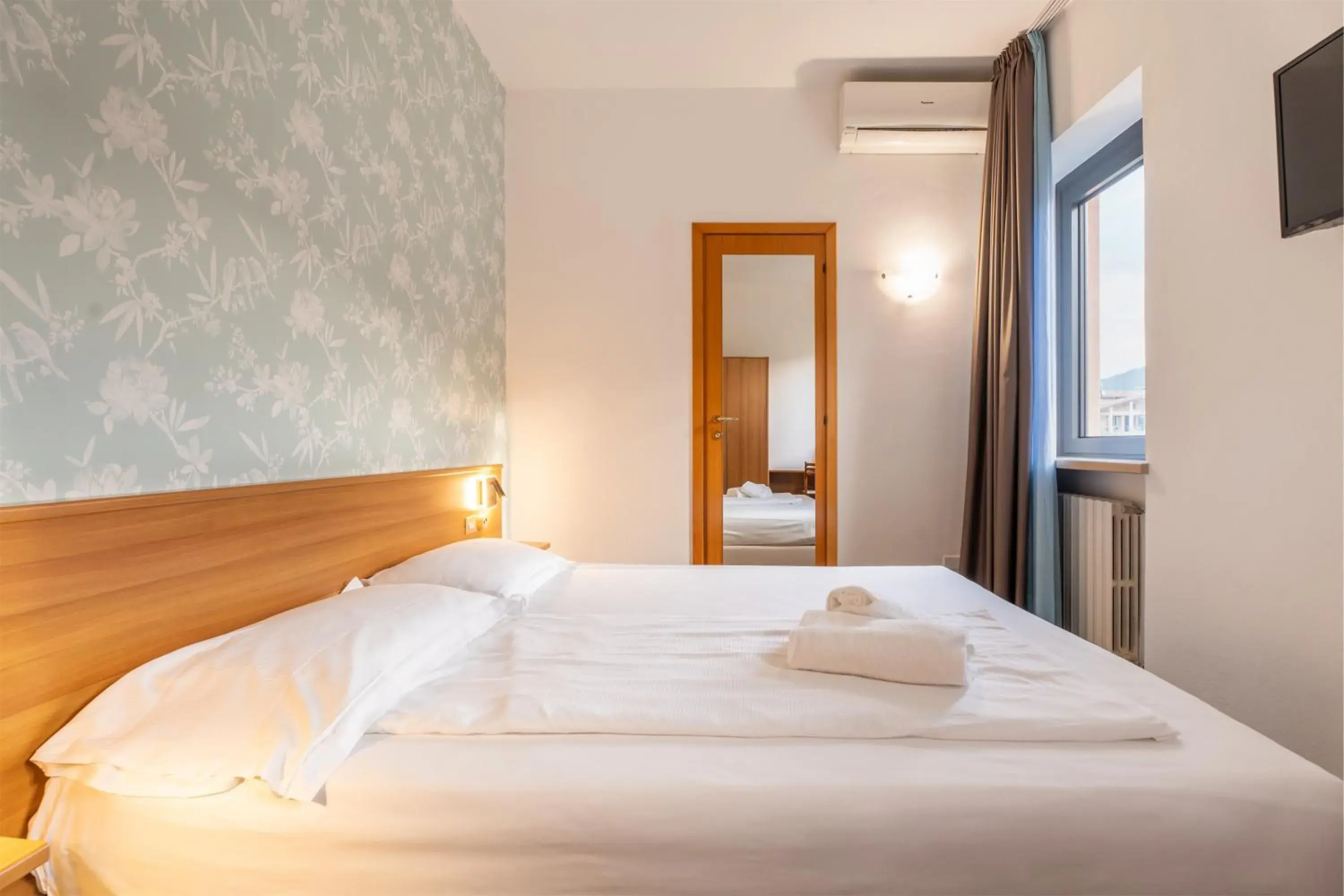 Single Room with Mountain View - single occupancy in Hotel Al Castello Single Room with Mountain View - single occupancy in Hotel Al Castello