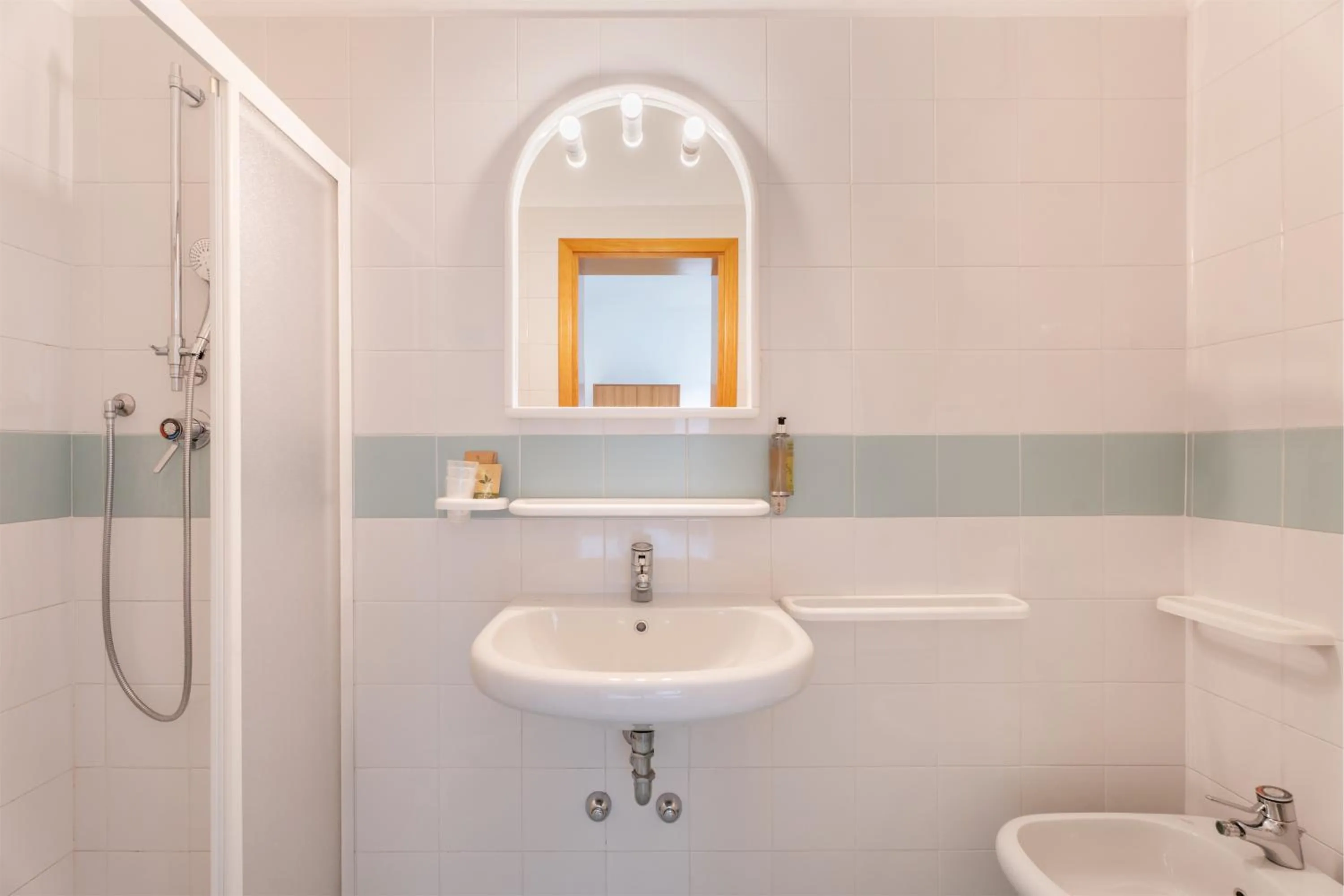 Shower in Hotel Al Castello