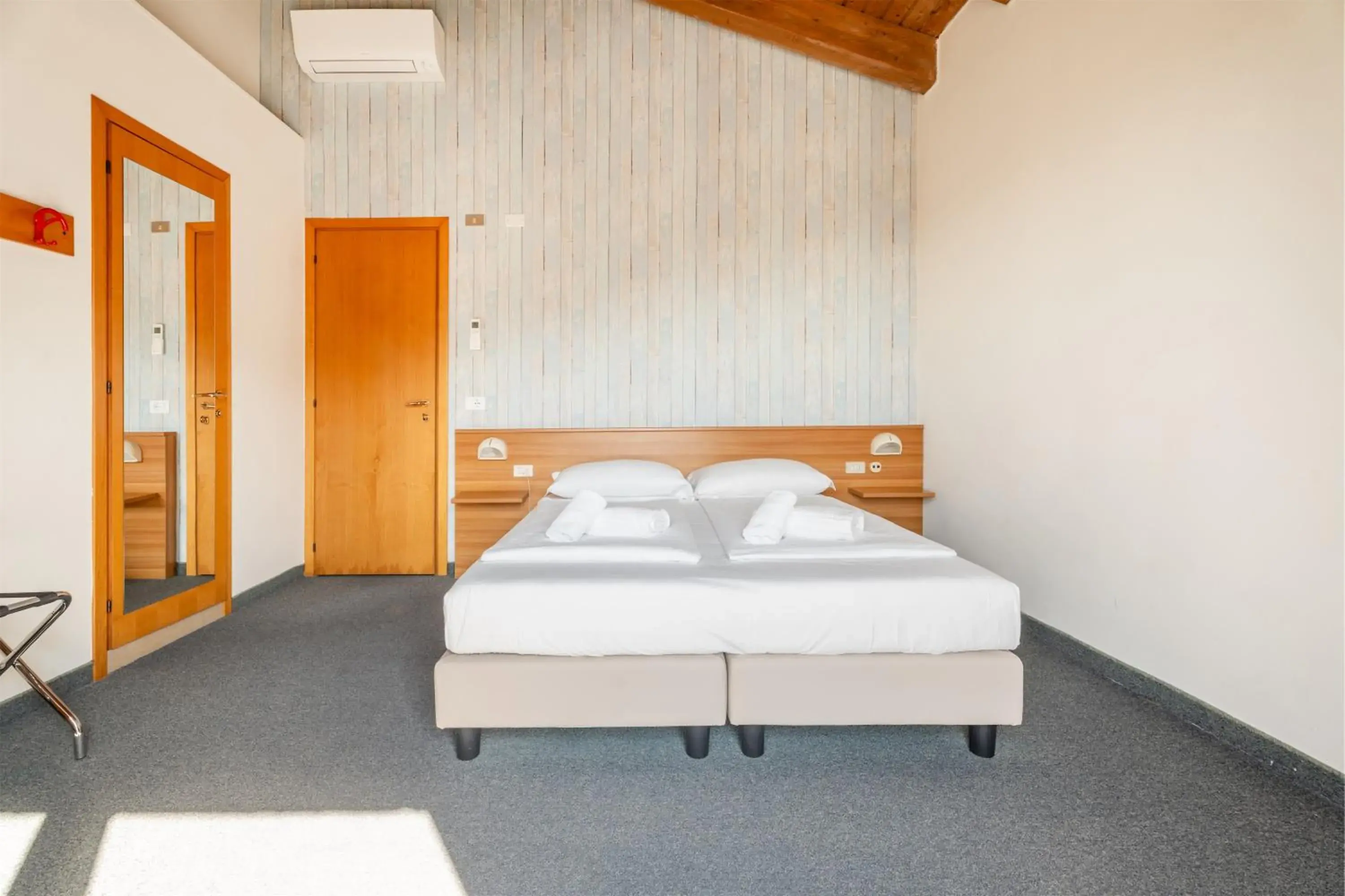 Double or Twin Room with Balcony in Hotel Al Castello Double or Twin Room with Balcony in Hotel Al Castello