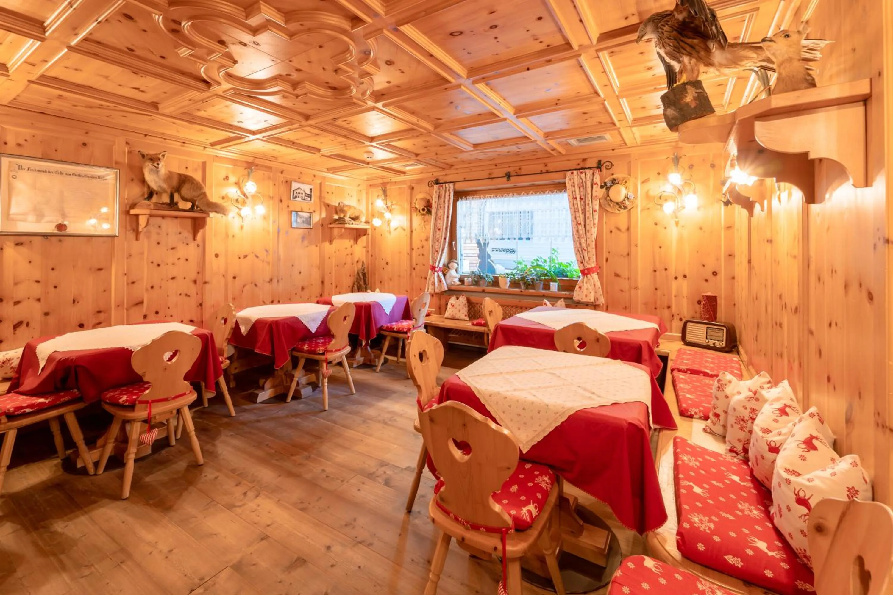 Restaurant/places to eat in Berg Hotel Latemar Spitze