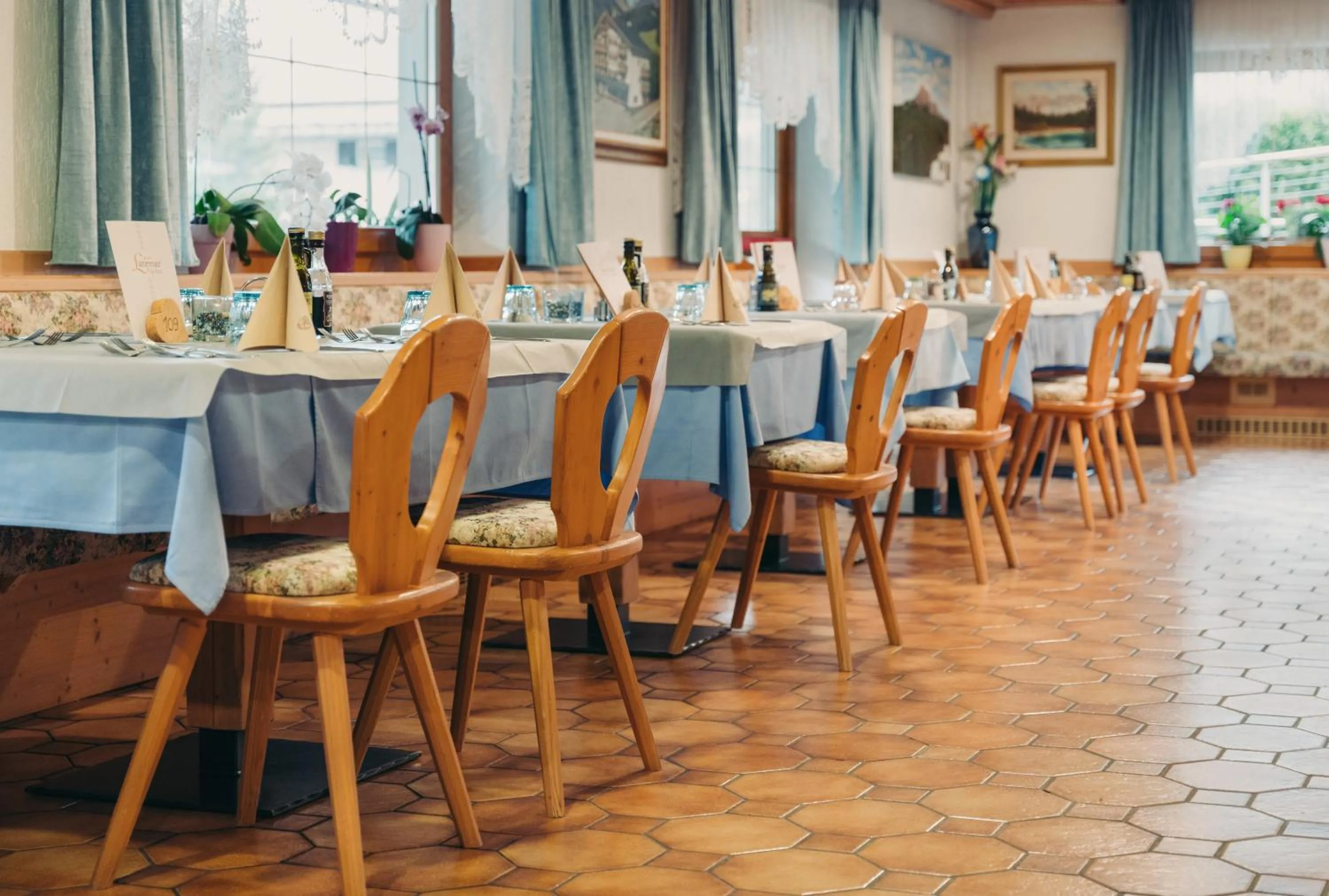 Restaurant/places to eat in Berg Hotel Latemar Spitze