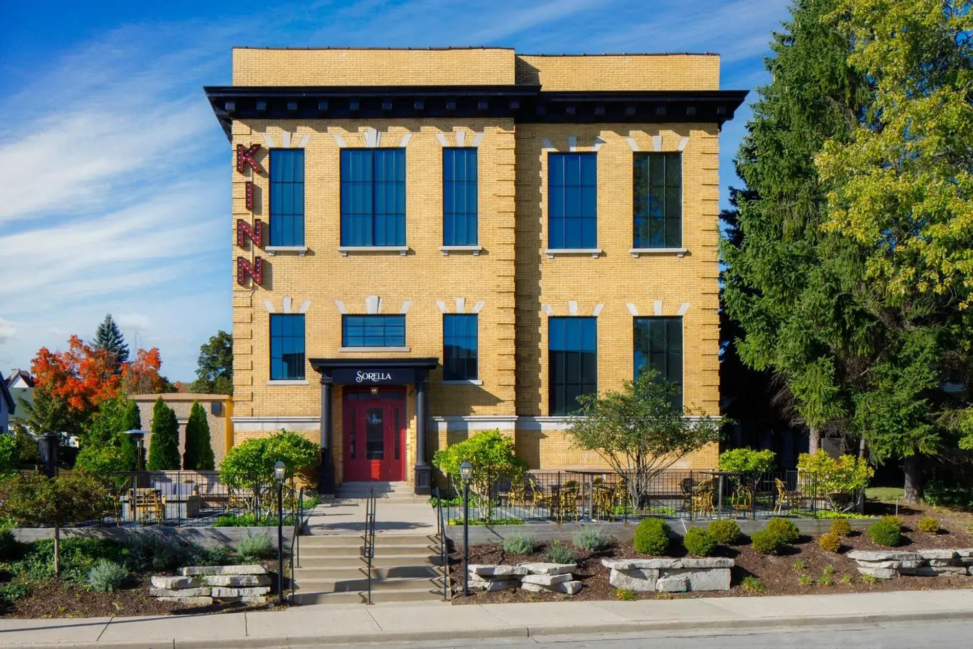 Property building in Kinn Guesthouse Bay View Property building in Kinn Guesthouse Bay View