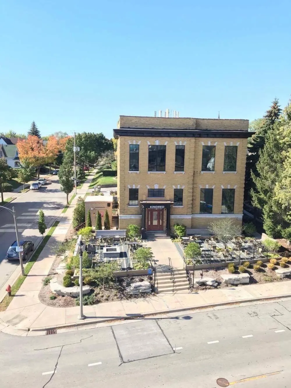 Property building in Kinn Guesthouse Bay View