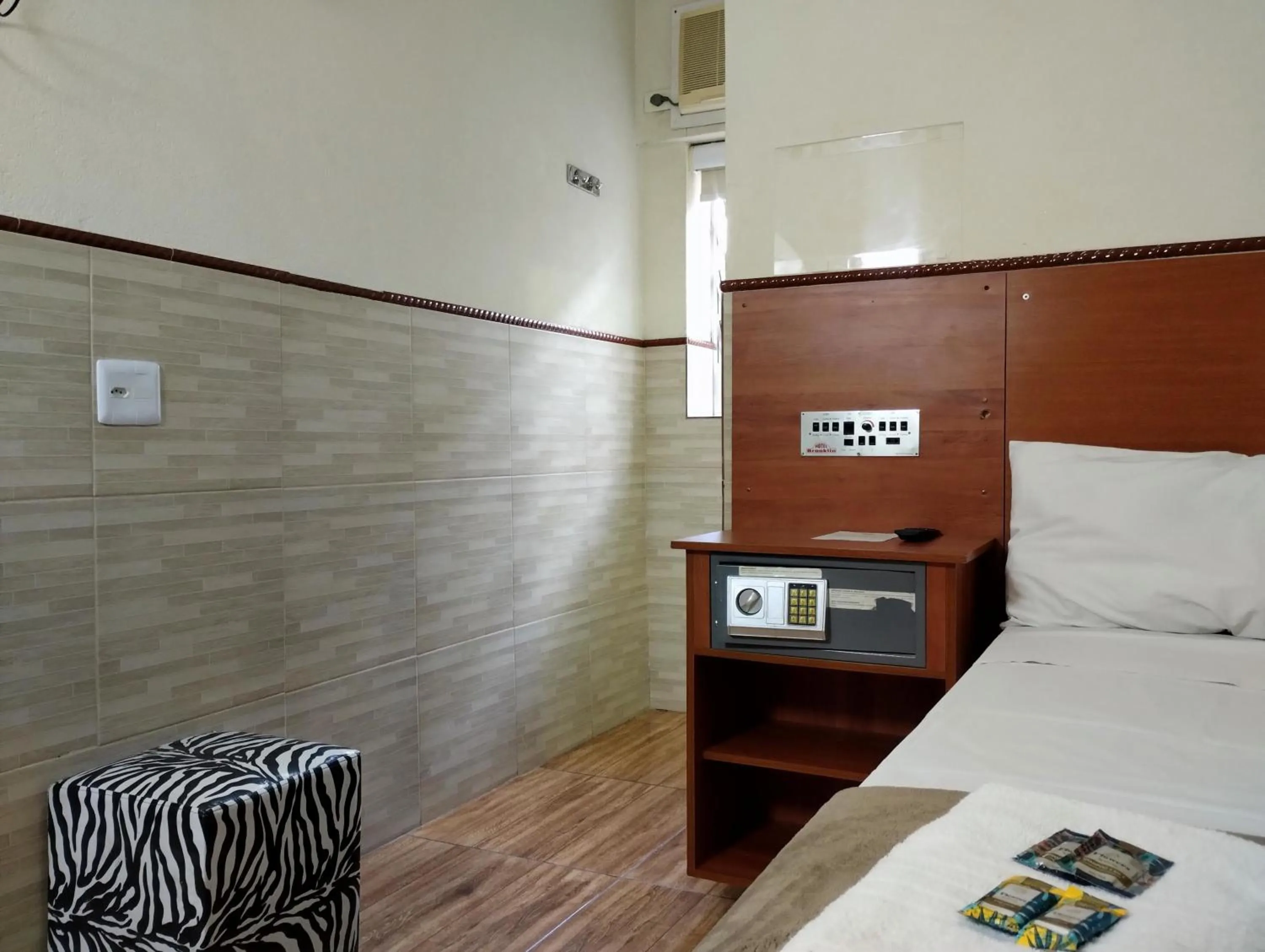 Bedroom, Bed in Hotel Brooklin