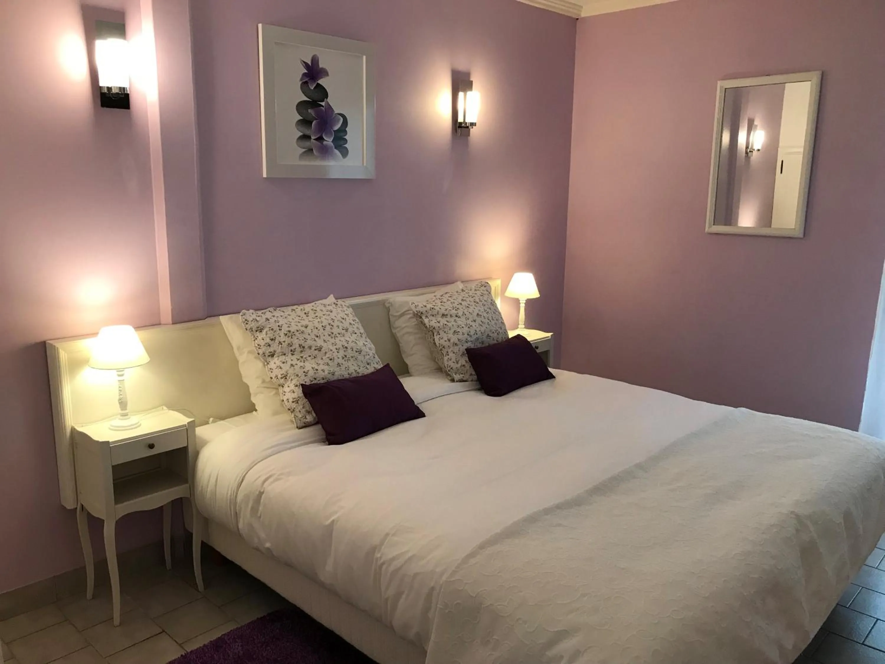 Photo of the whole room, Bed in Logis Hotel Le Nuage