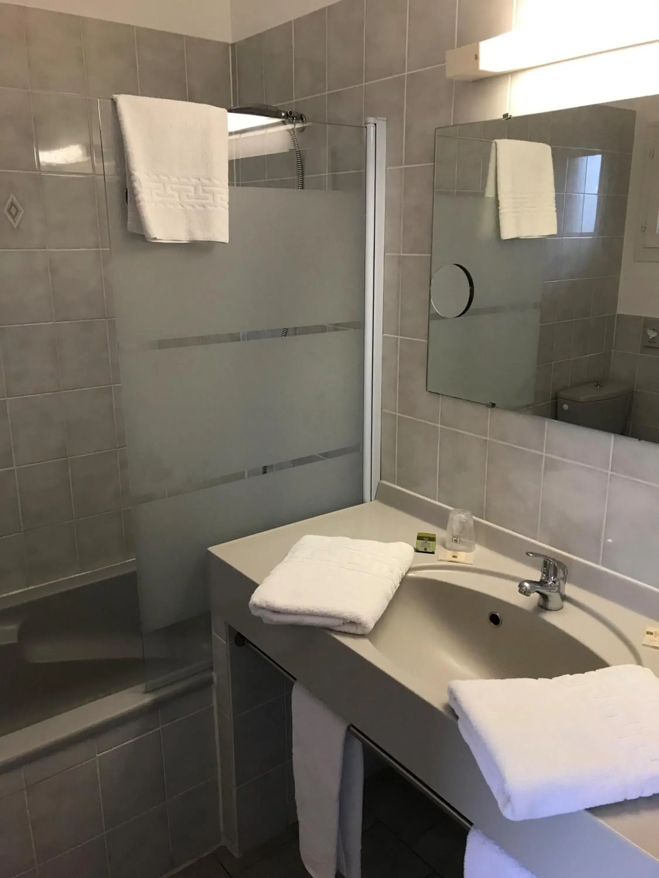 King Room with Garden View in Logis Hotel Le Nuage King Room with Garden View in Logis Hotel Le Nuage