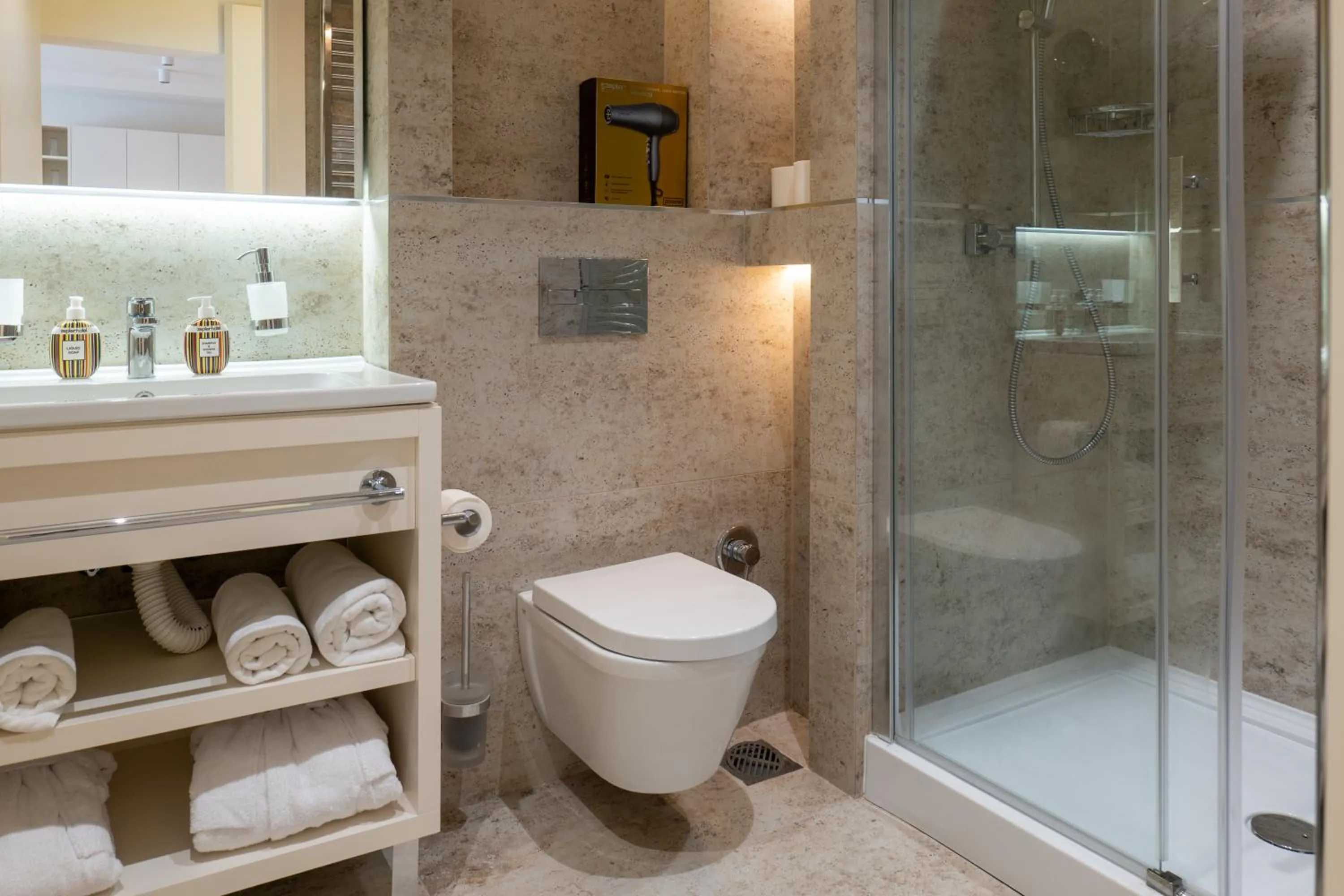 Shower in Zepter Hotel Vrnjacka Banja, member of Zepter Hotels