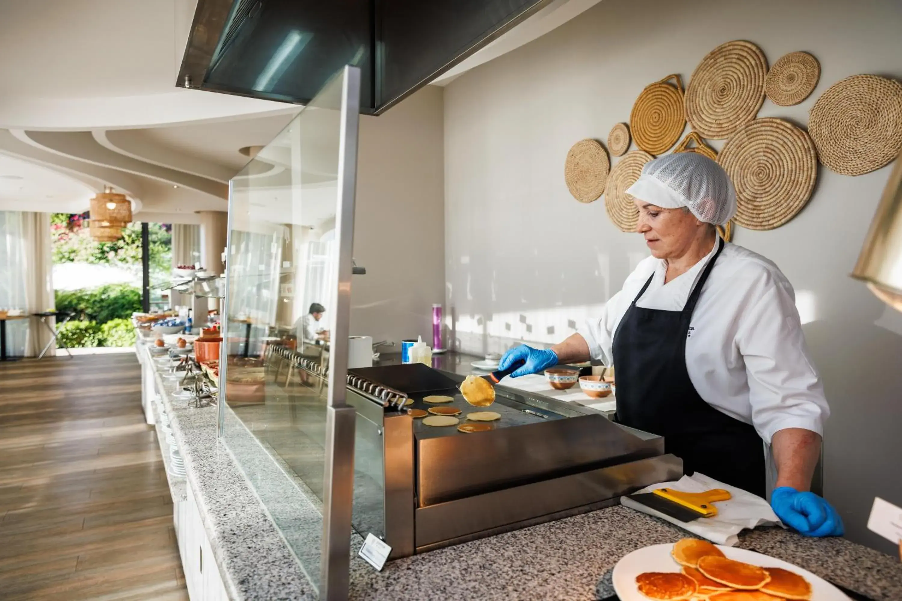 Restaurant/places to eat in Jupiter Marina Hotel - Couples & Spa Restaurant/places to eat in Jupiter Marina Hotel - Couples & Spa