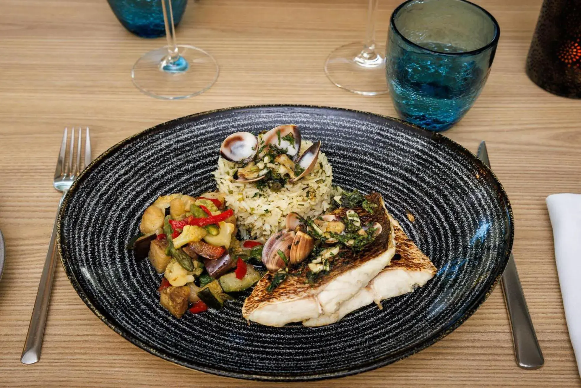 Restaurant/places to eat in Jupiter Marina Hotel - Couples & Spa Restaurant/places to eat in Jupiter Marina Hotel - Couples & Spa