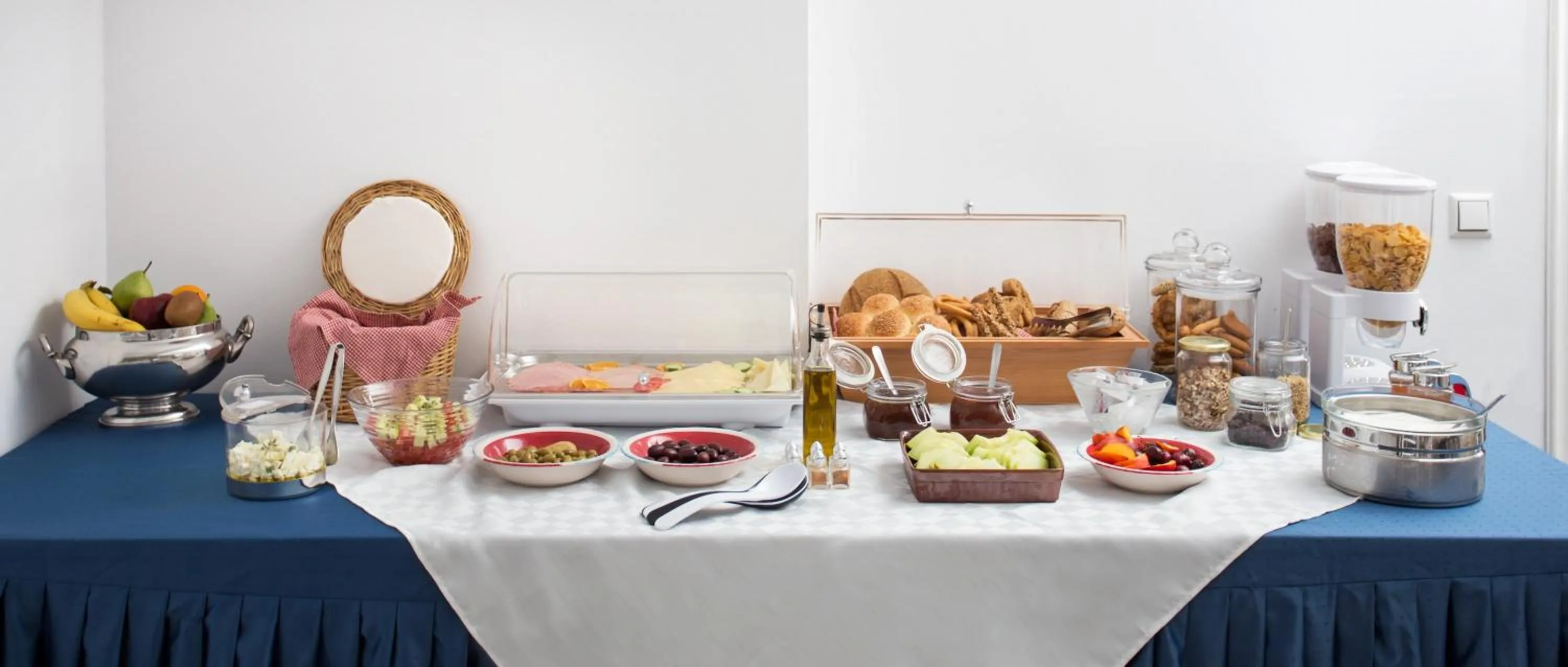 Buffet breakfast in Iris Beach Hotel