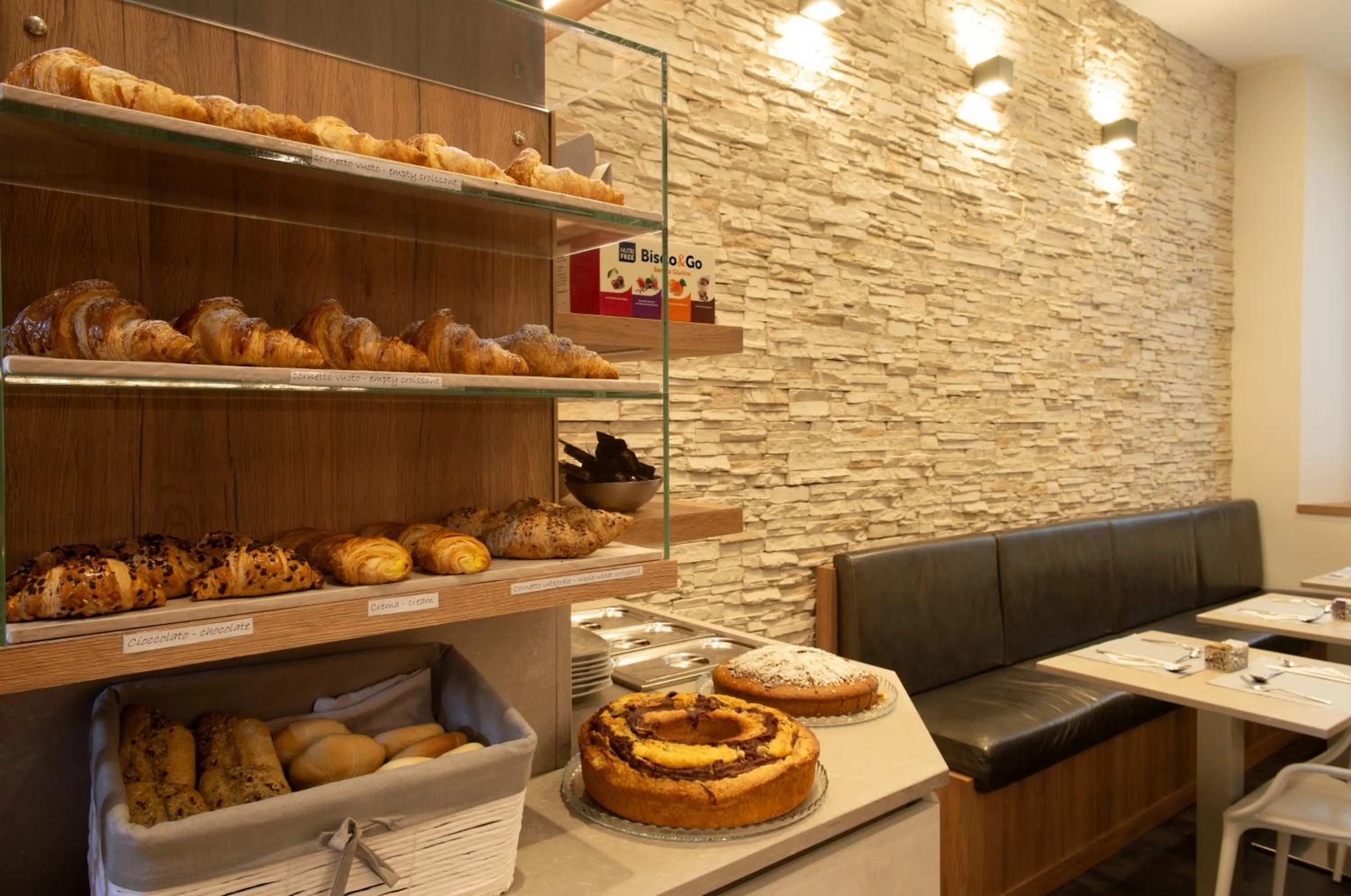 Buffet breakfast in Hotel Five