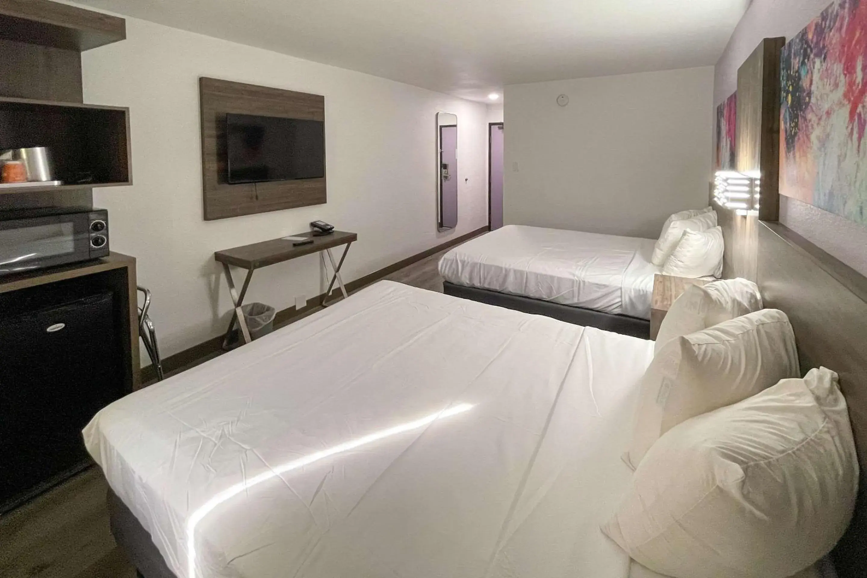 Bedroom, Bed in Quality Inn - Denton