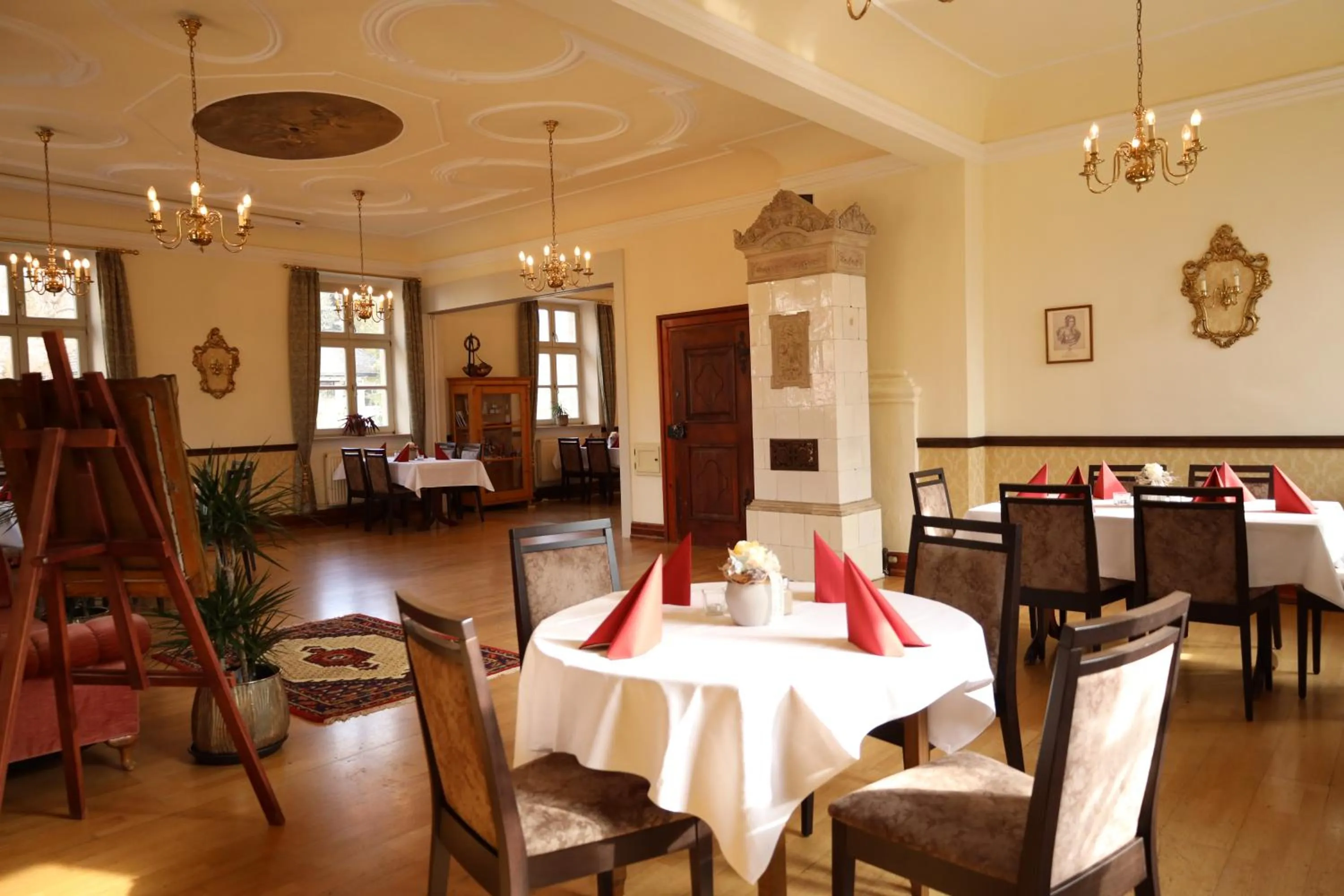 Restaurant/places to eat in Landschloss Ernestgrün