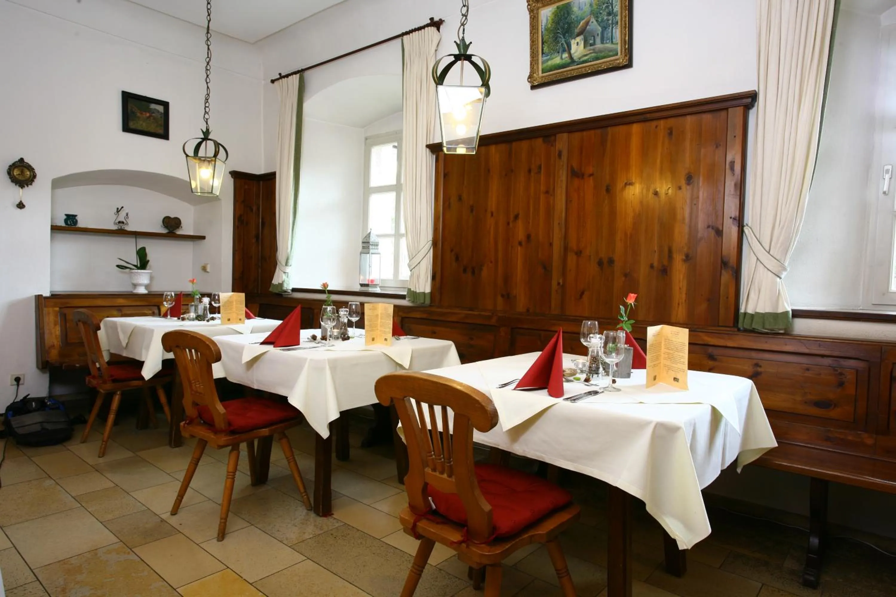 Restaurant/places to eat in Landschloss Ernestgrün