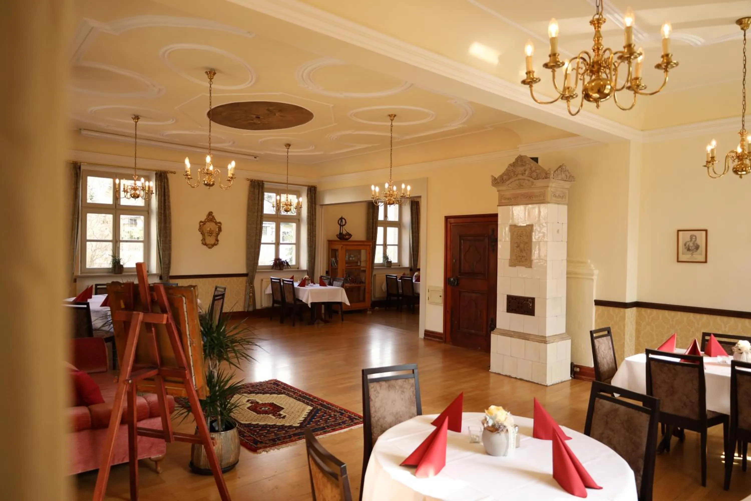 Restaurant/places to eat in Landschloss Ernestgrün