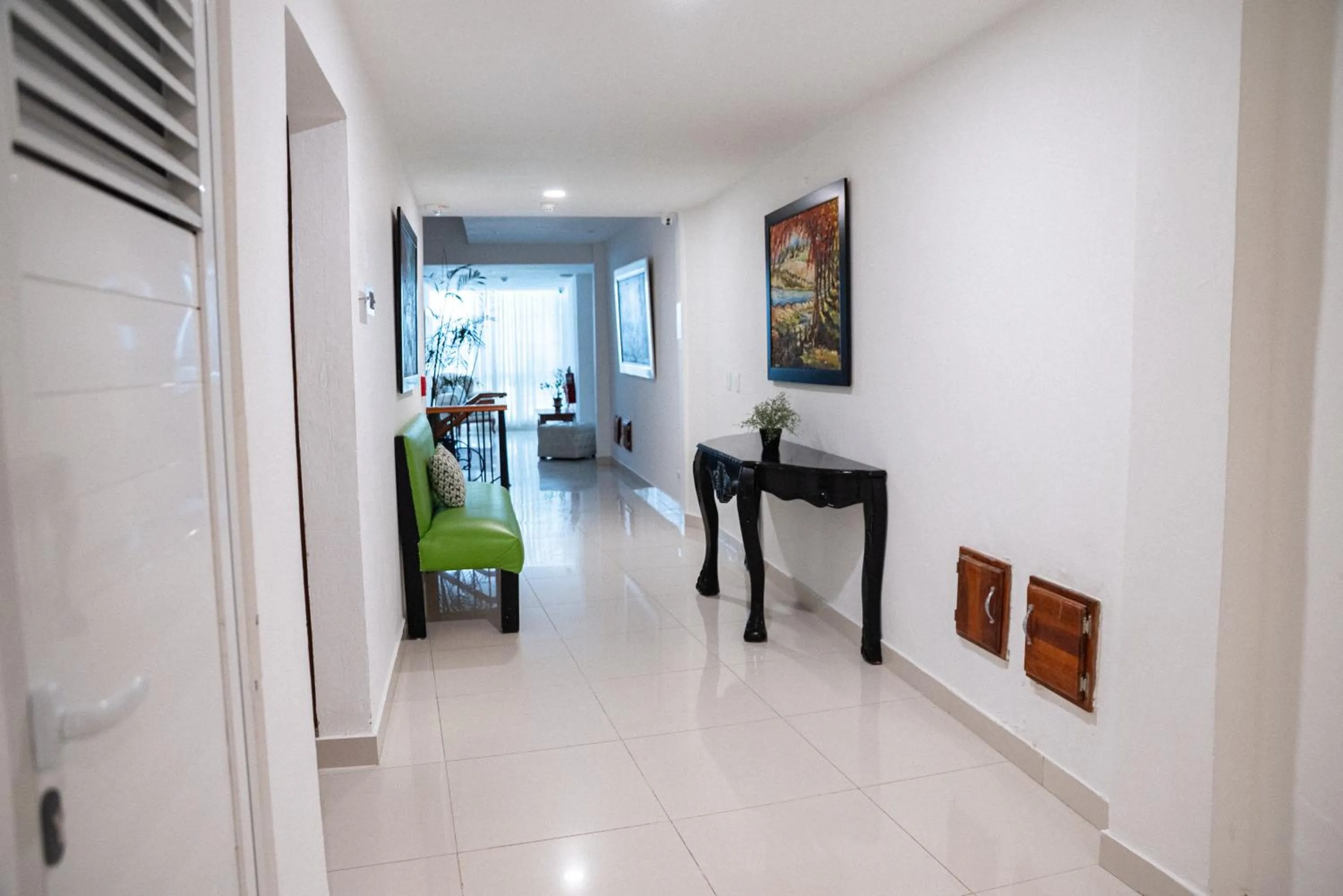 Area and facilities in Cataleya Hotel