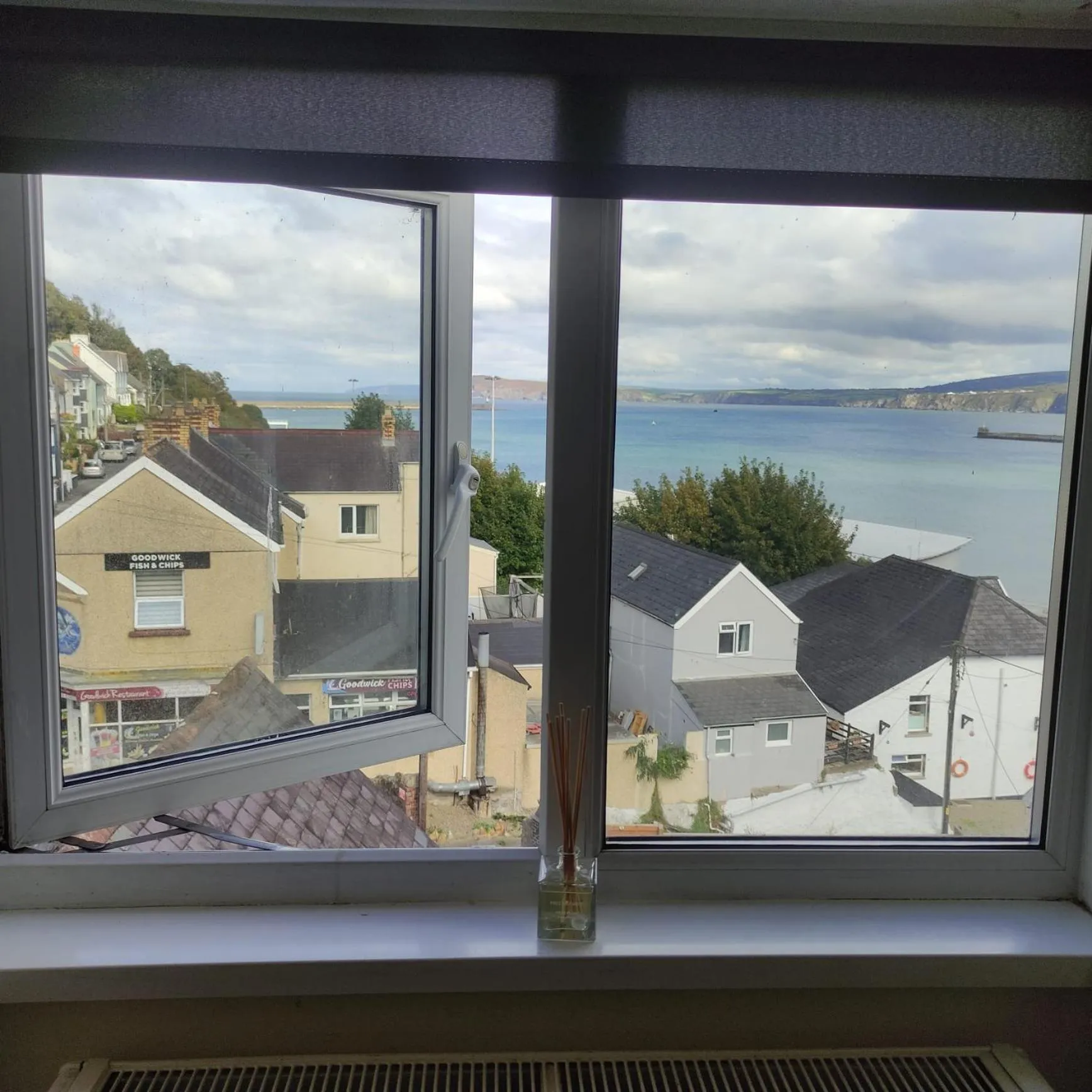 Rose and Crown Hotel & Hope and Anchor Bar