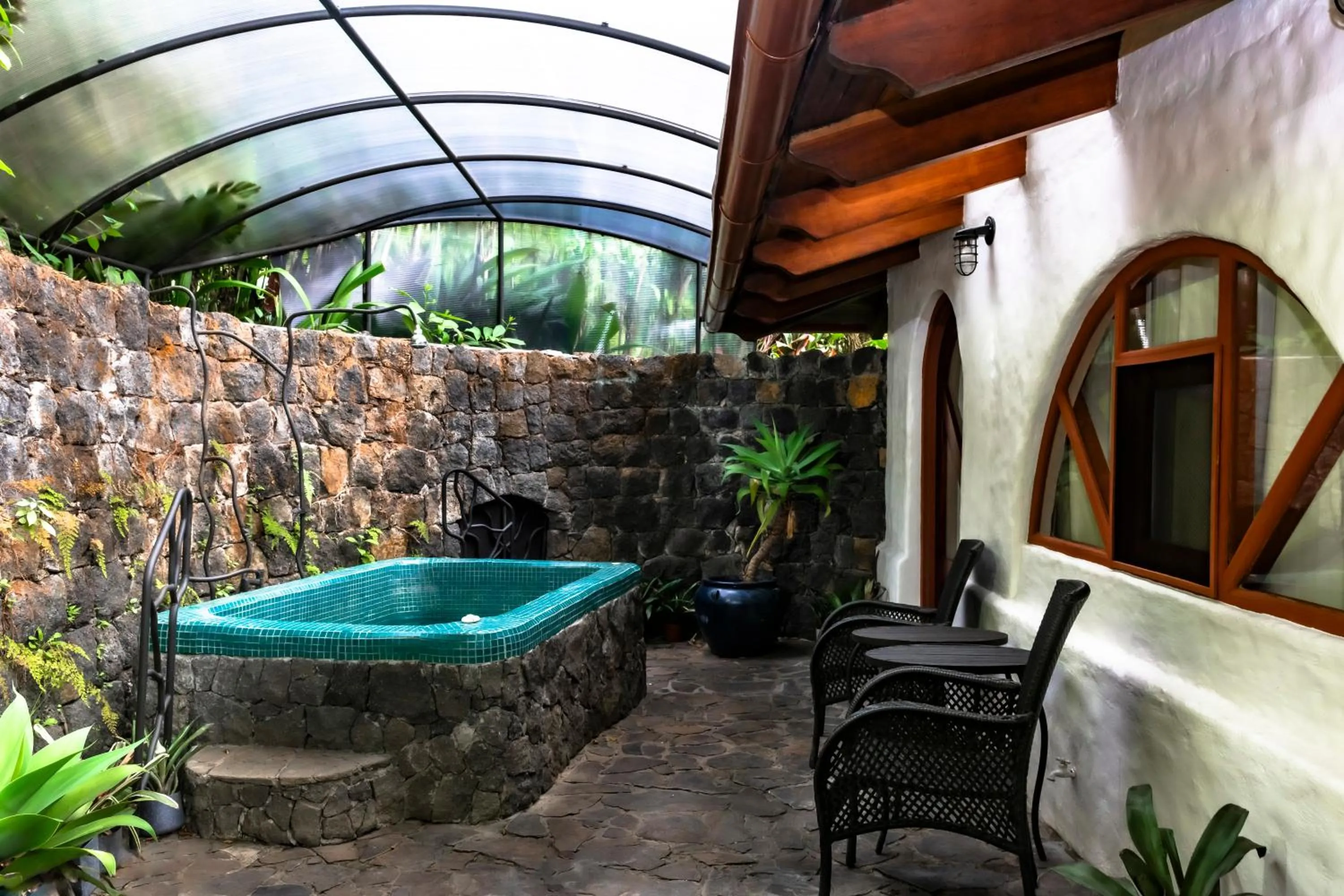 Hot Tub in Finca Rosa Blanca Coffee Farm and Inn