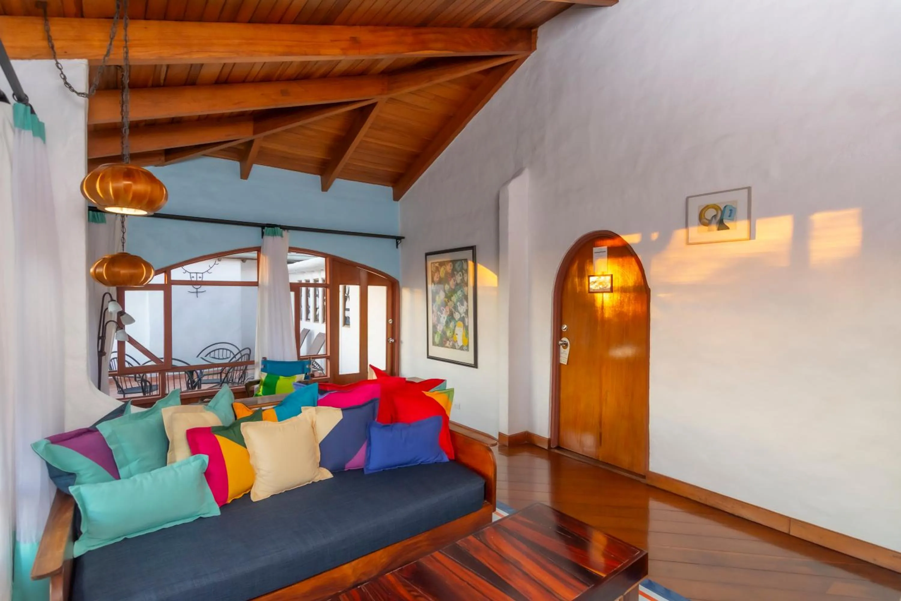 Living room in Finca Rosa Blanca Coffee Farm and Inn