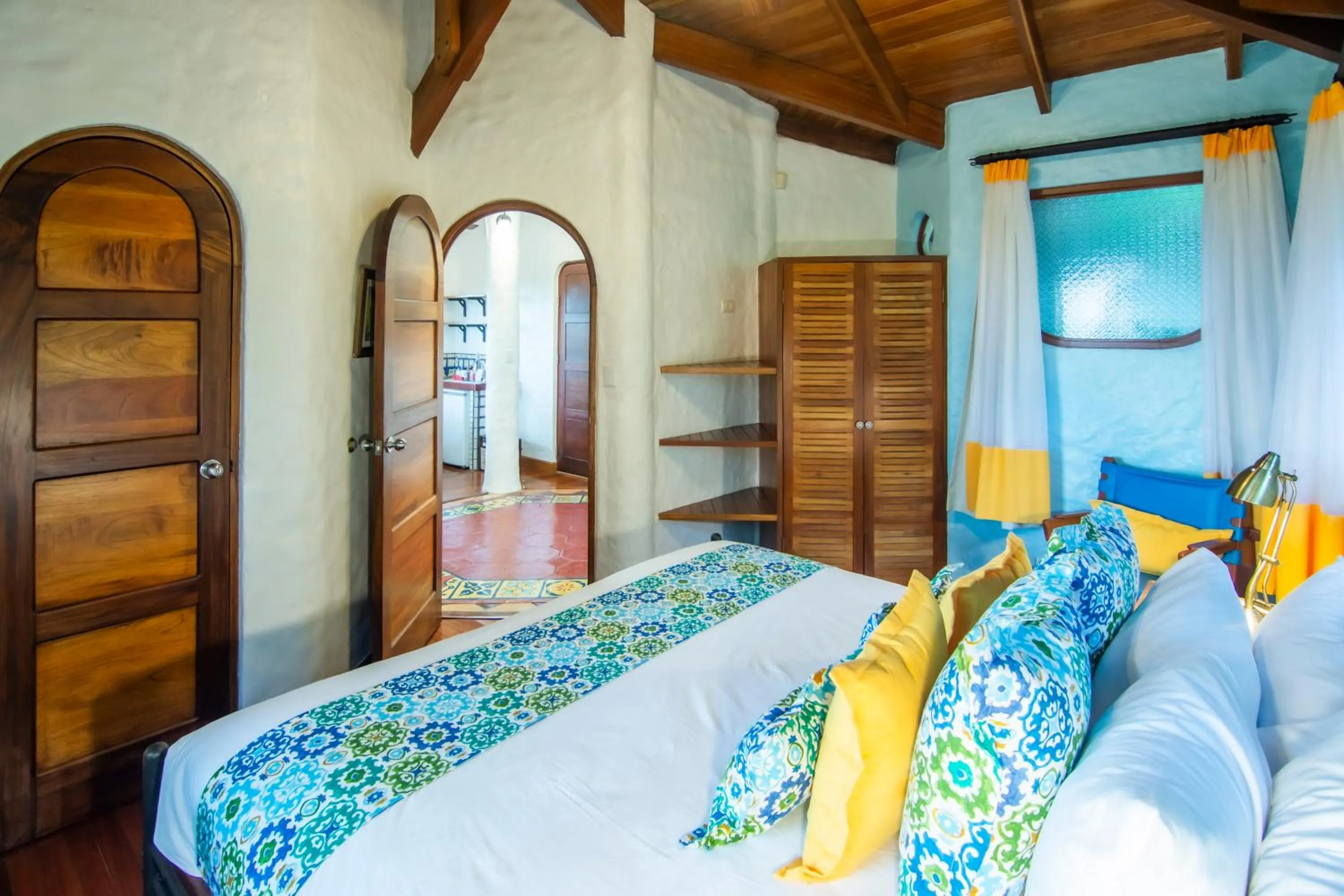 Bed in Finca Rosa Blanca Coffee Farm and Inn