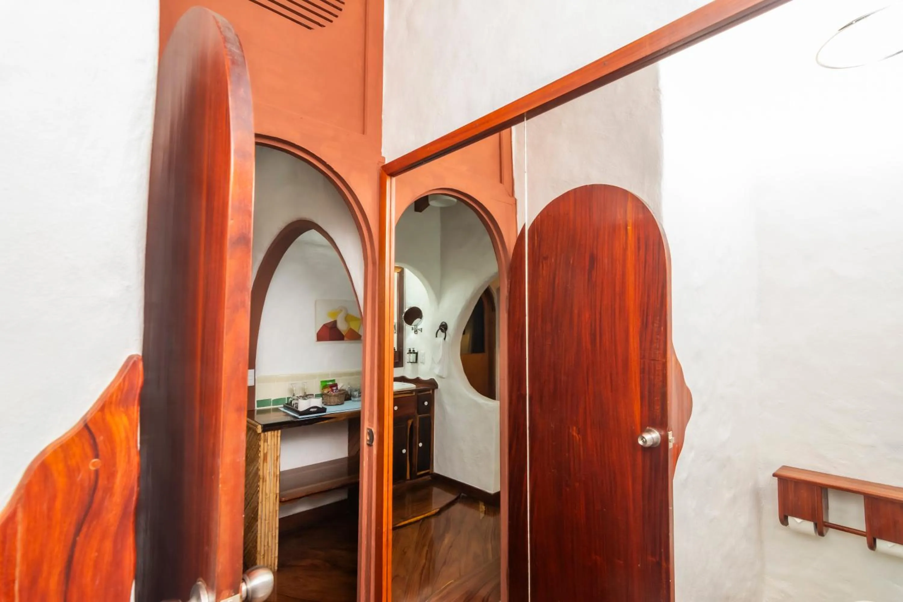 Bedroom, Bed in Finca Rosa Blanca Coffee Farm and Inn