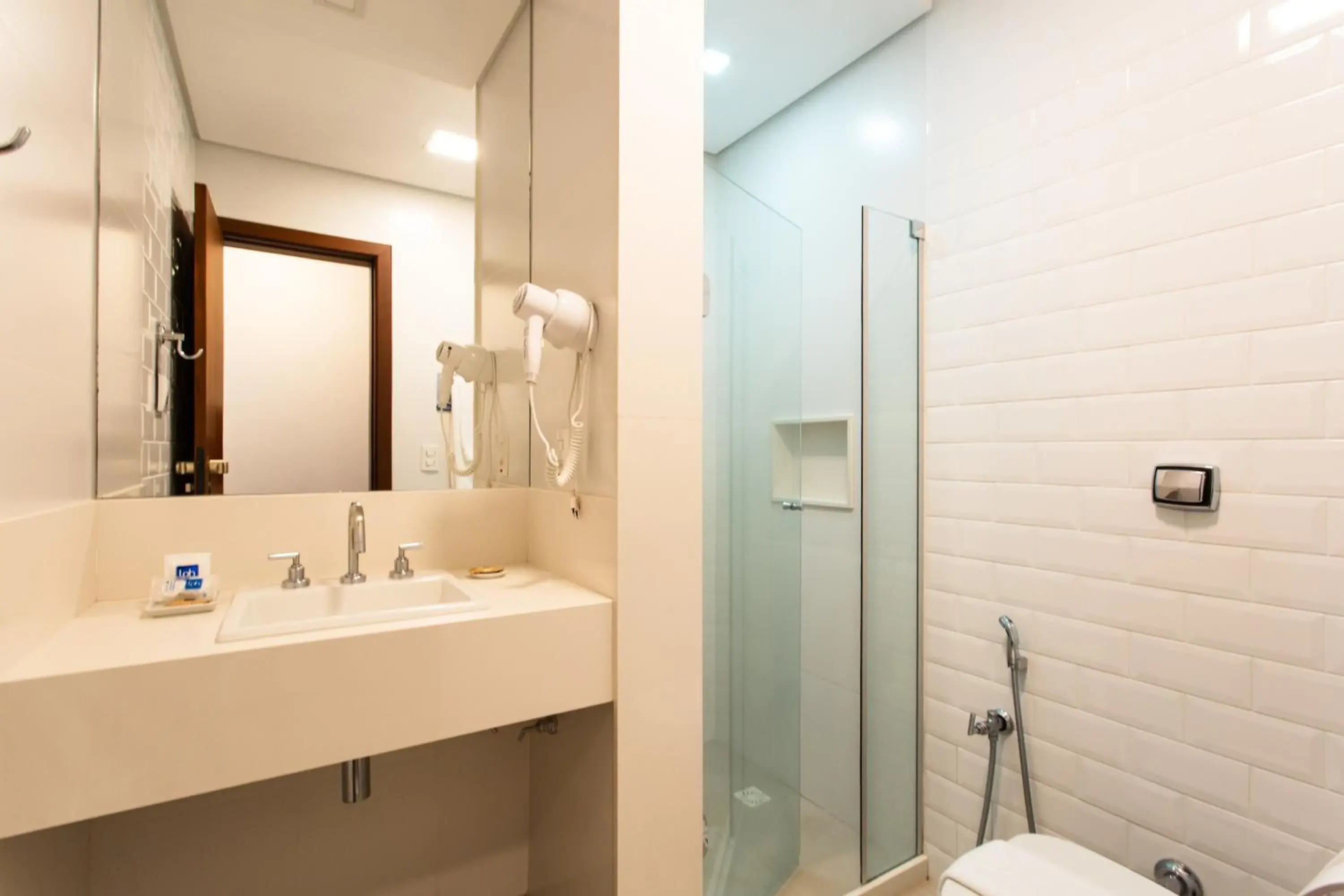 Deluxe Triple Room - single occupancy in Livramento Palace Hotel Deluxe Triple Room - single occupancy in Livramento Palace Hotel