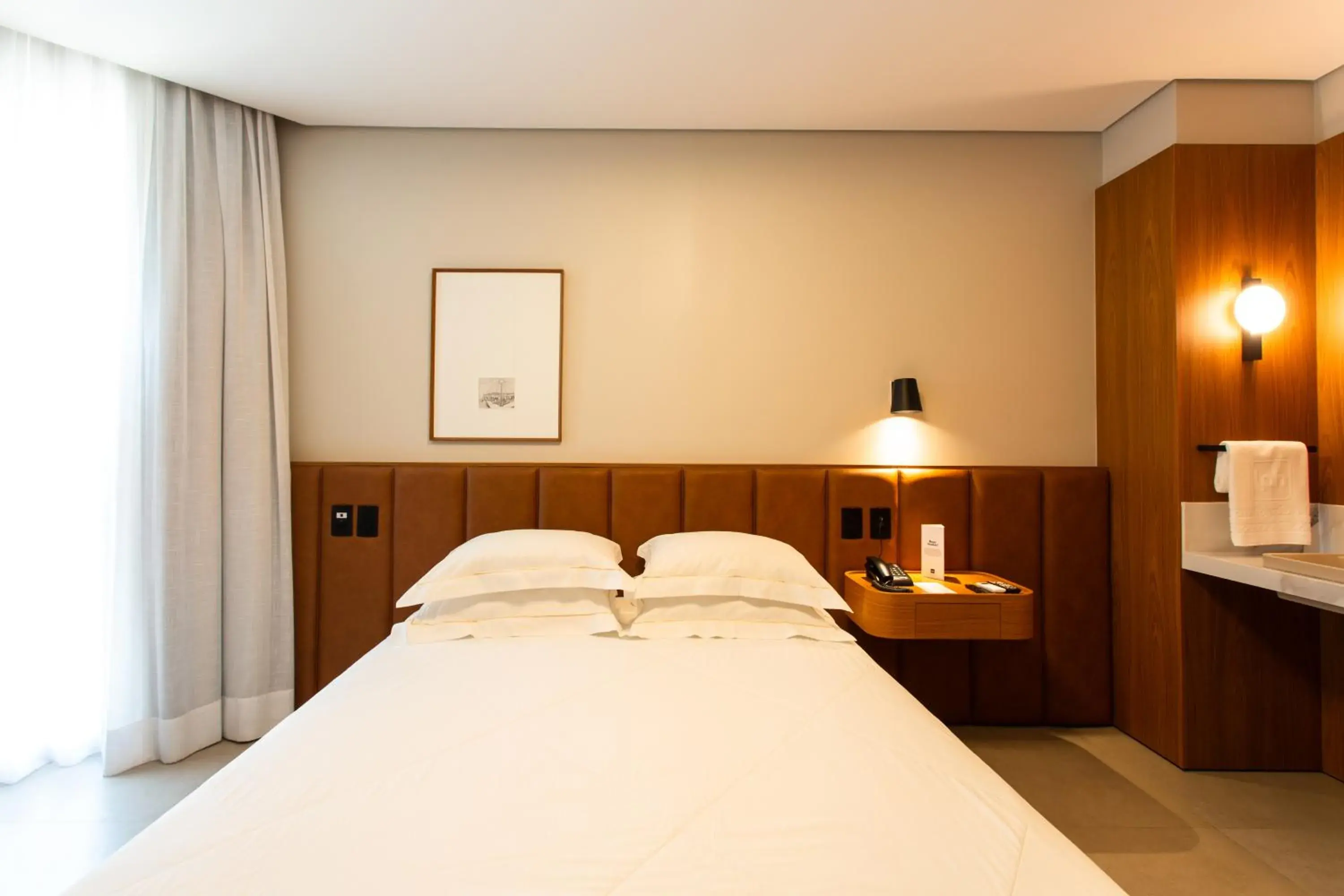 Double Room - single occupancy - Disability Access in Livramento Palace Hotel Double Room - single occupancy - Disability Access in Livramento Palace Hotel