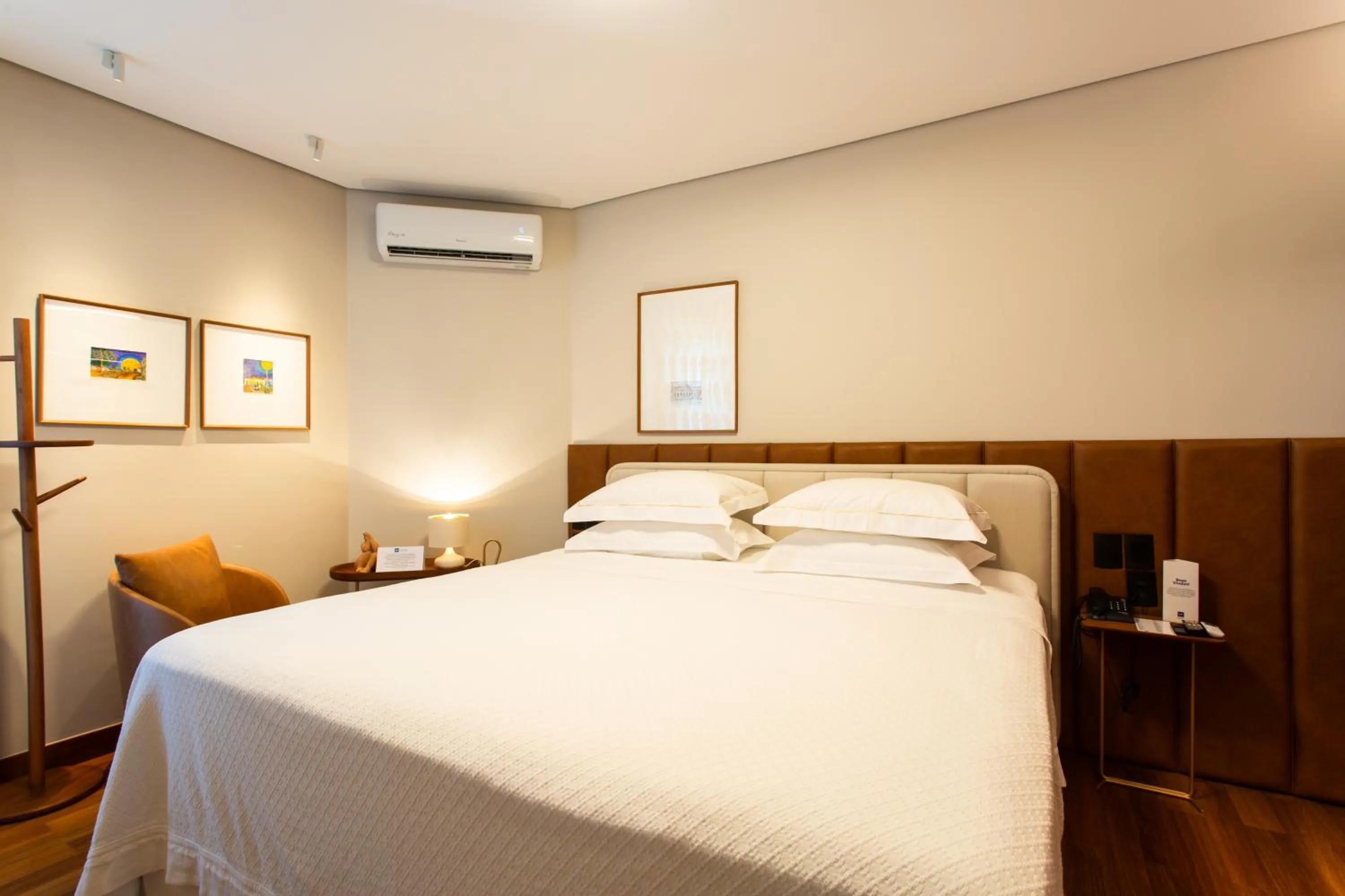 Bed in Livramento Palace Hotel