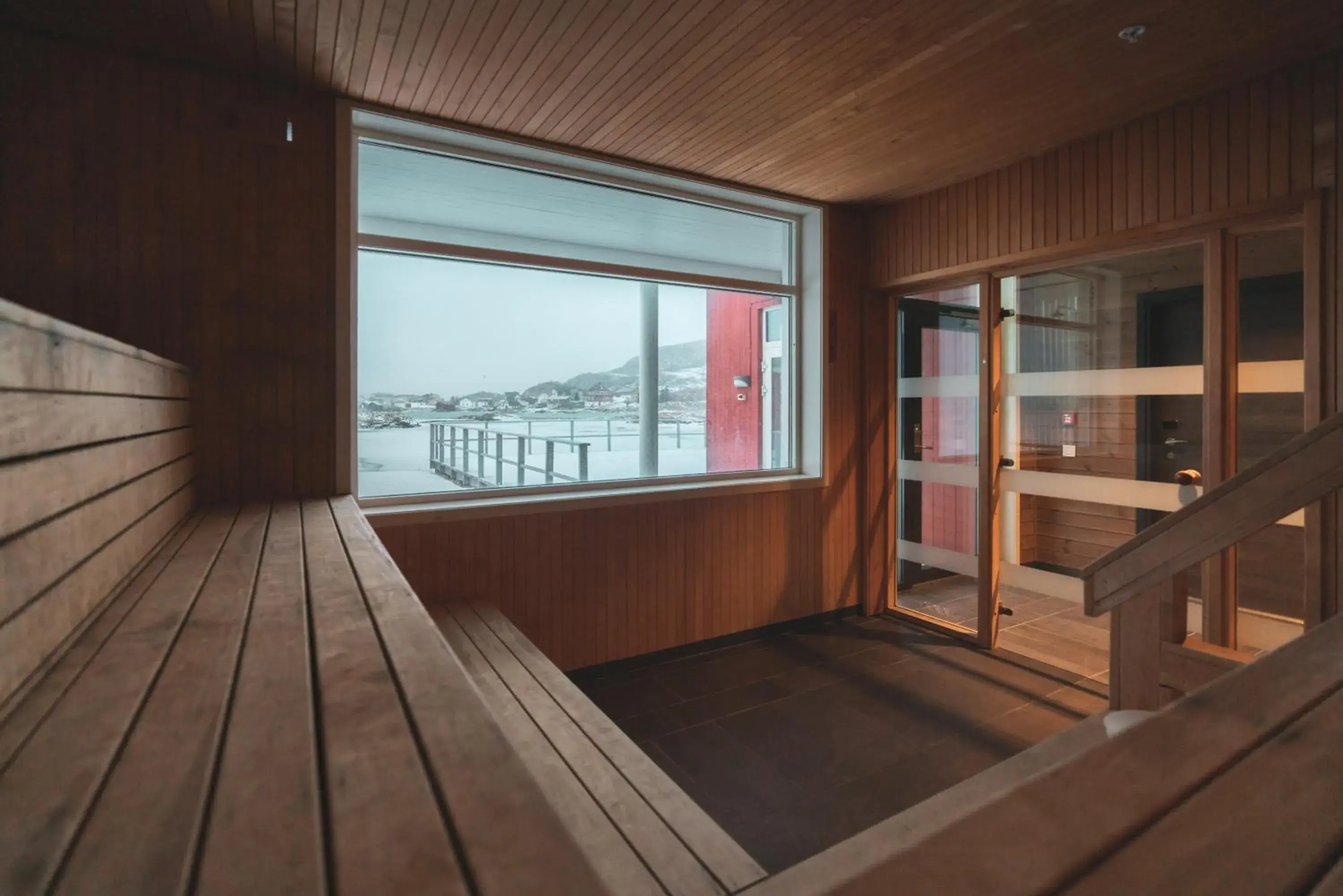 Sauna, Bed in Sommarøy Arctic Hotel Tromsø Sauna, Bed in Sommarøy Arctic Hotel Tromsø