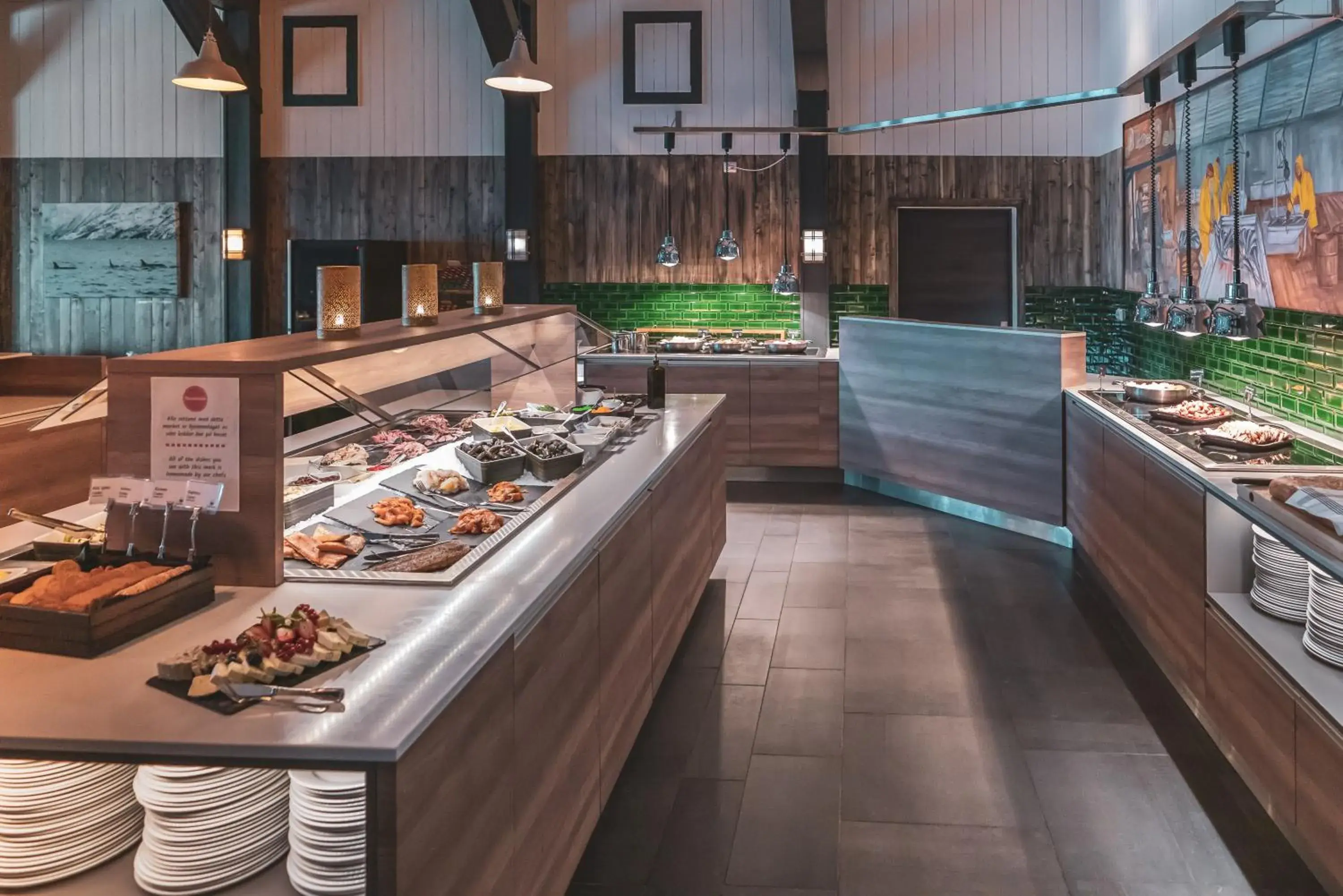 Restaurant/places to eat in Sommarøy Arctic Hotel Tromsø Restaurant/places to eat in Sommarøy Arctic Hotel Tromsø