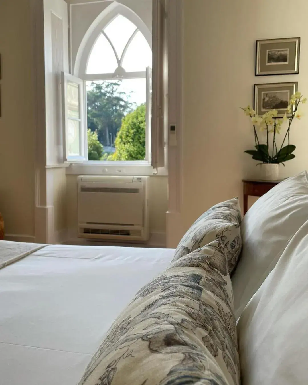 Double Room in Casa Holstein Quinta de Sao Sebastiao Sintra Double Room in Casa Holstein Quinta de Sao Sebastiao Sintra