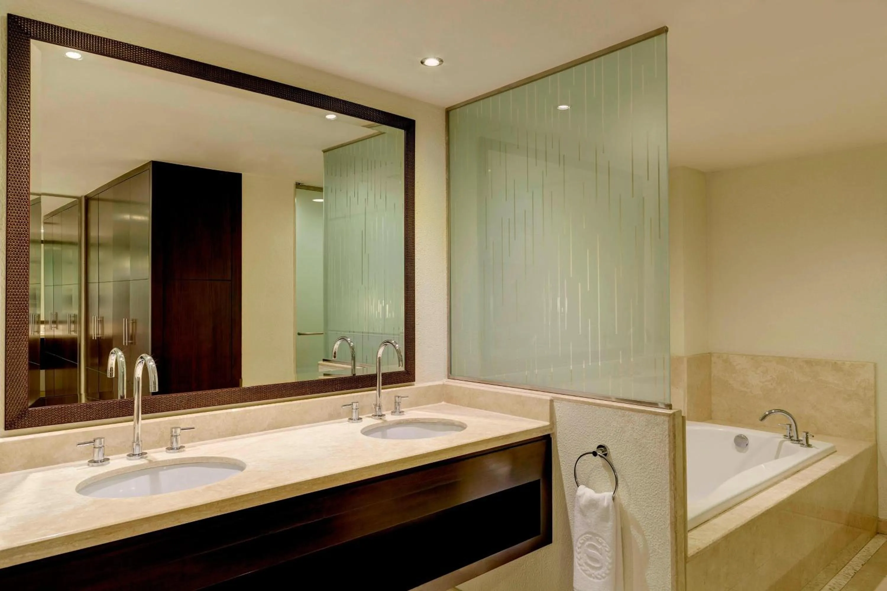 Bathroom in Sheraton Lima Historic Center