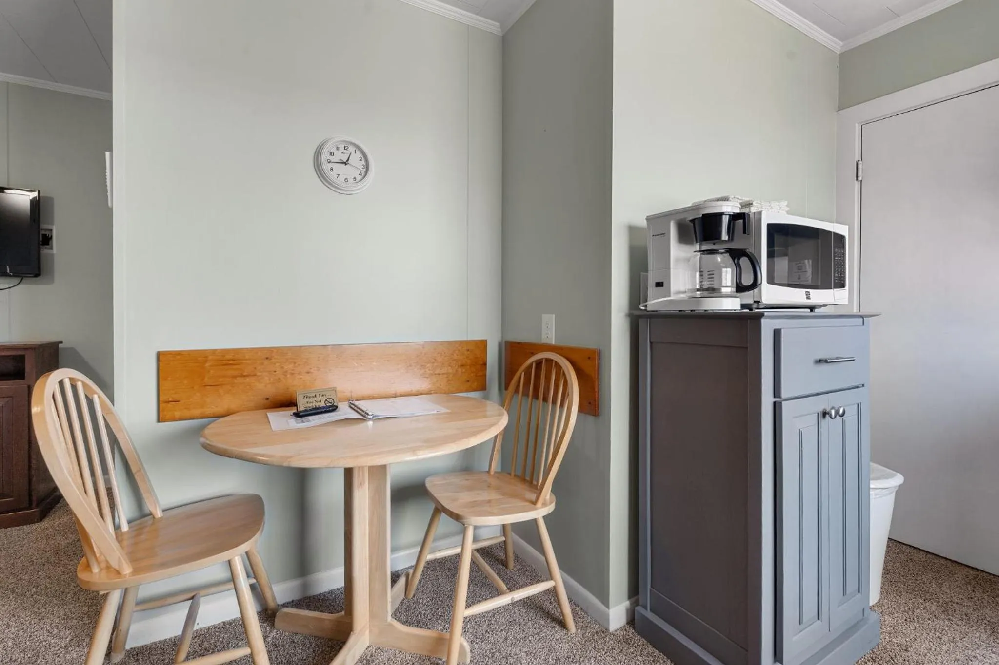 Dining area in Echo Motel