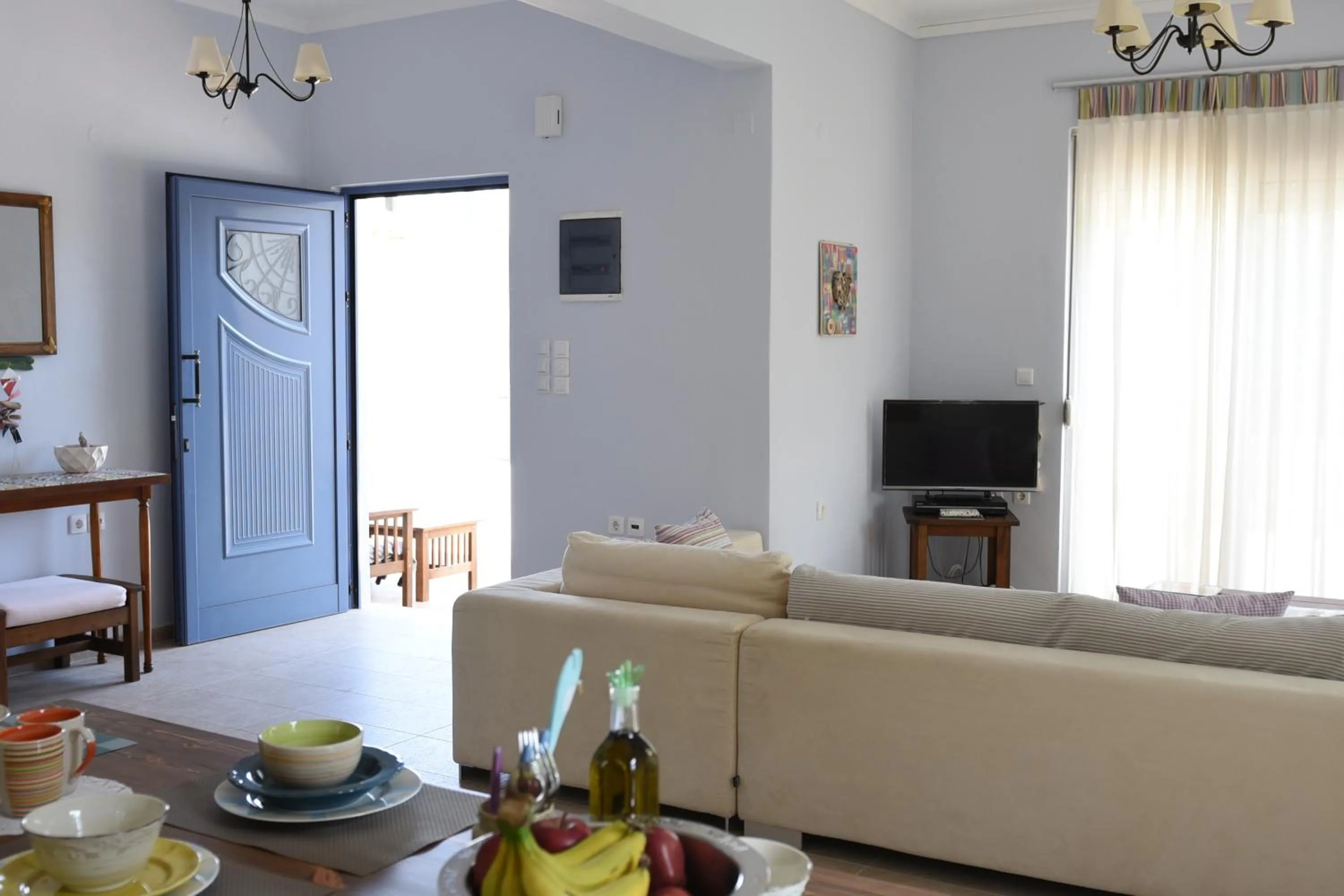 Living room in Dimitris' & Valentina's Home