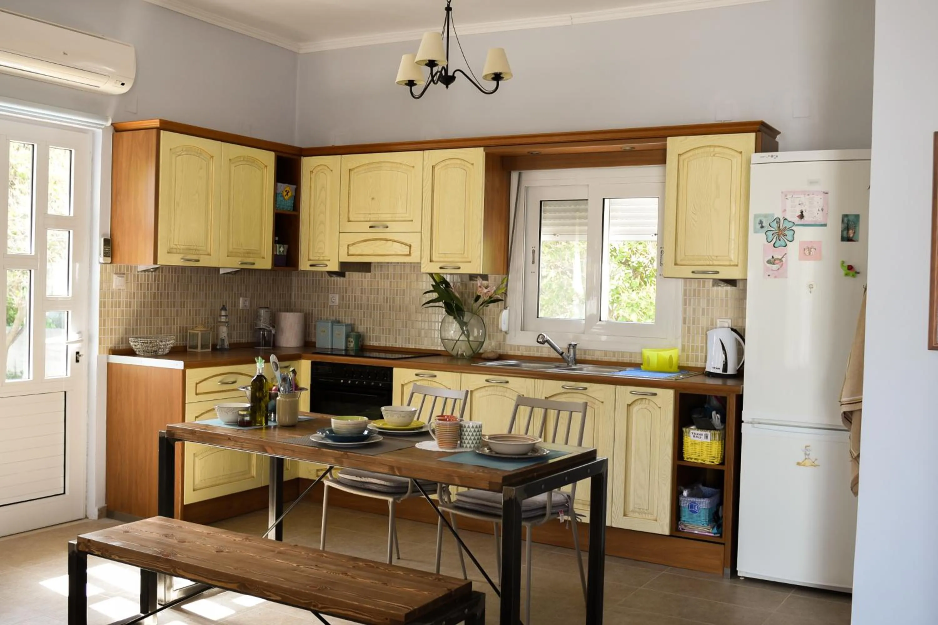 Kitchen or kitchenette in Dimitris' & Valentina's Home