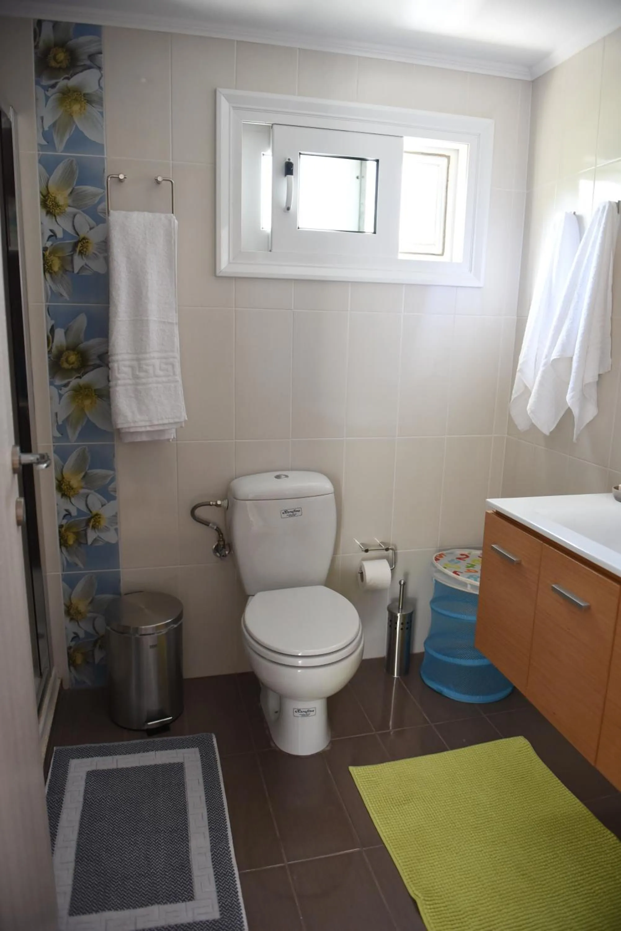 Toilet in Dimitris' & Valentina's Home